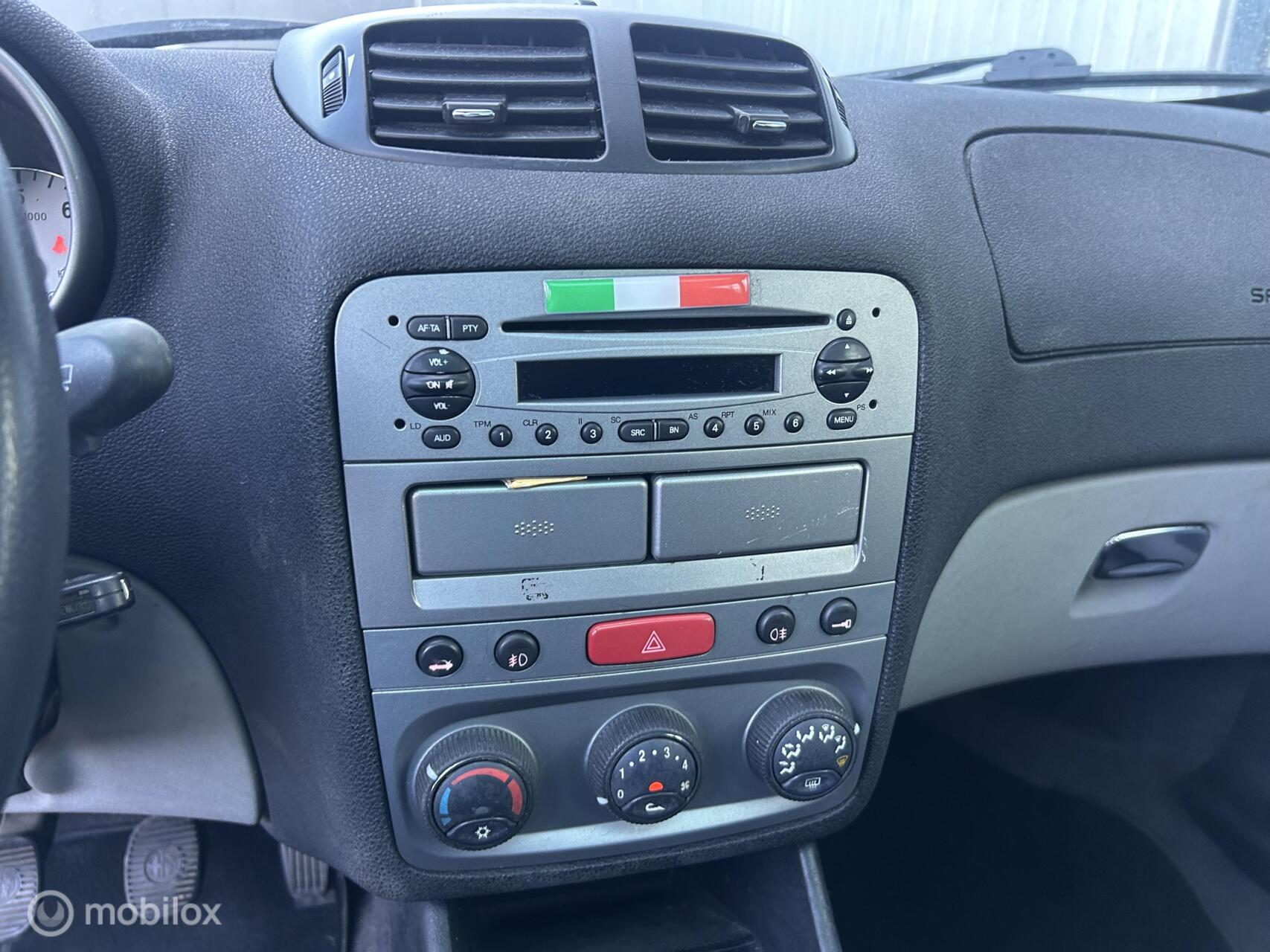 Foto van Alfa Romeo 147