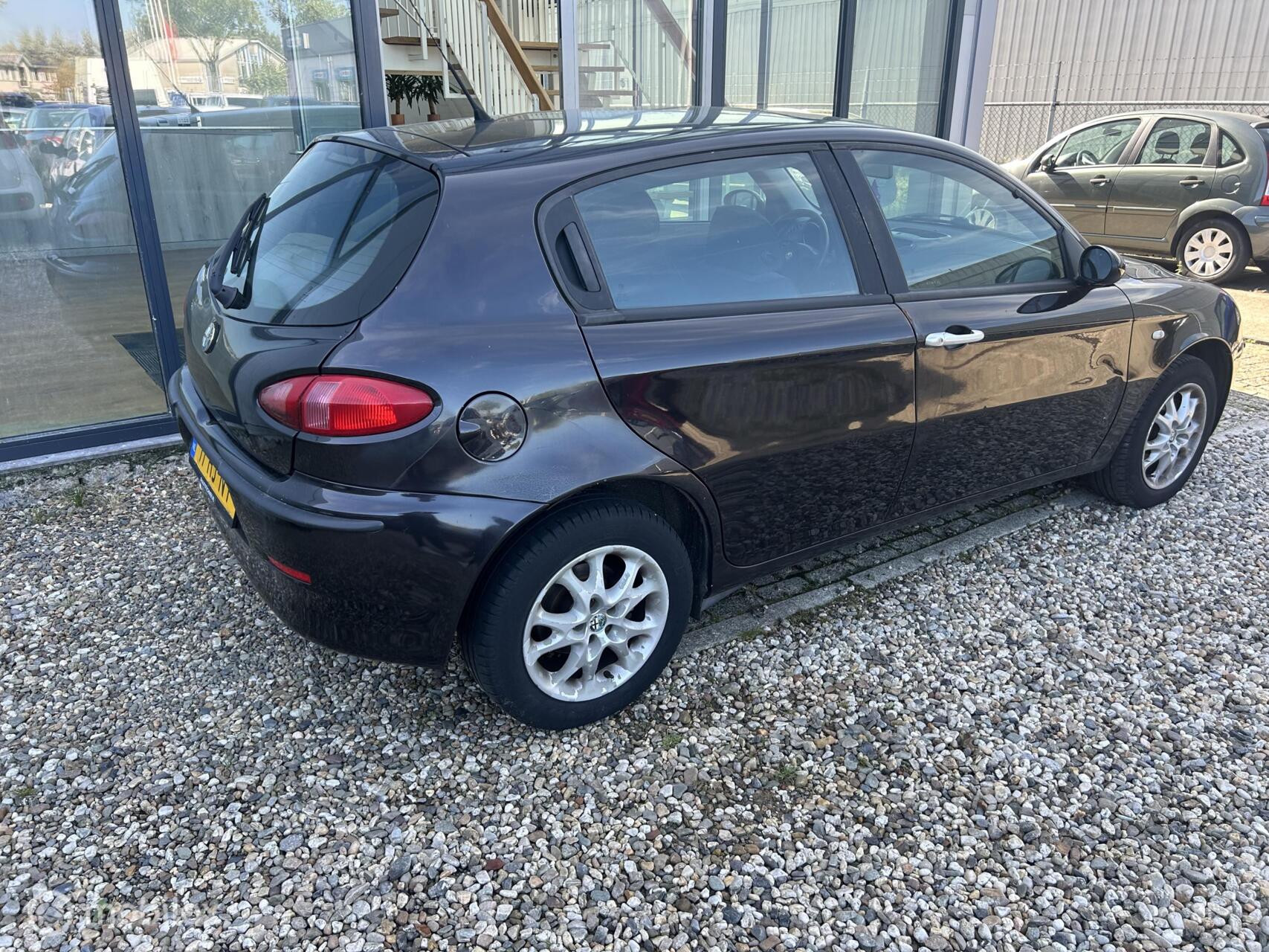Foto van Alfa Romeo 147