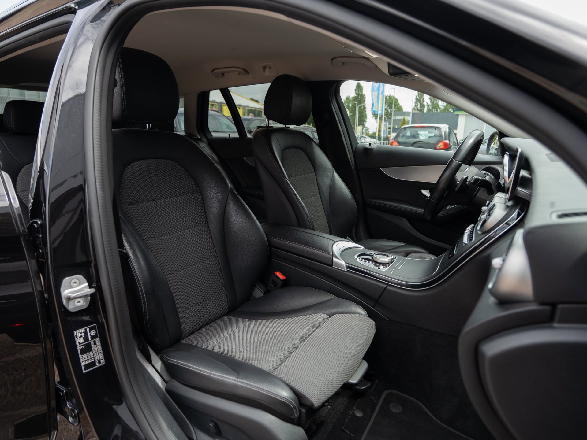 Foto van Mercedes-Benz C 180 D
