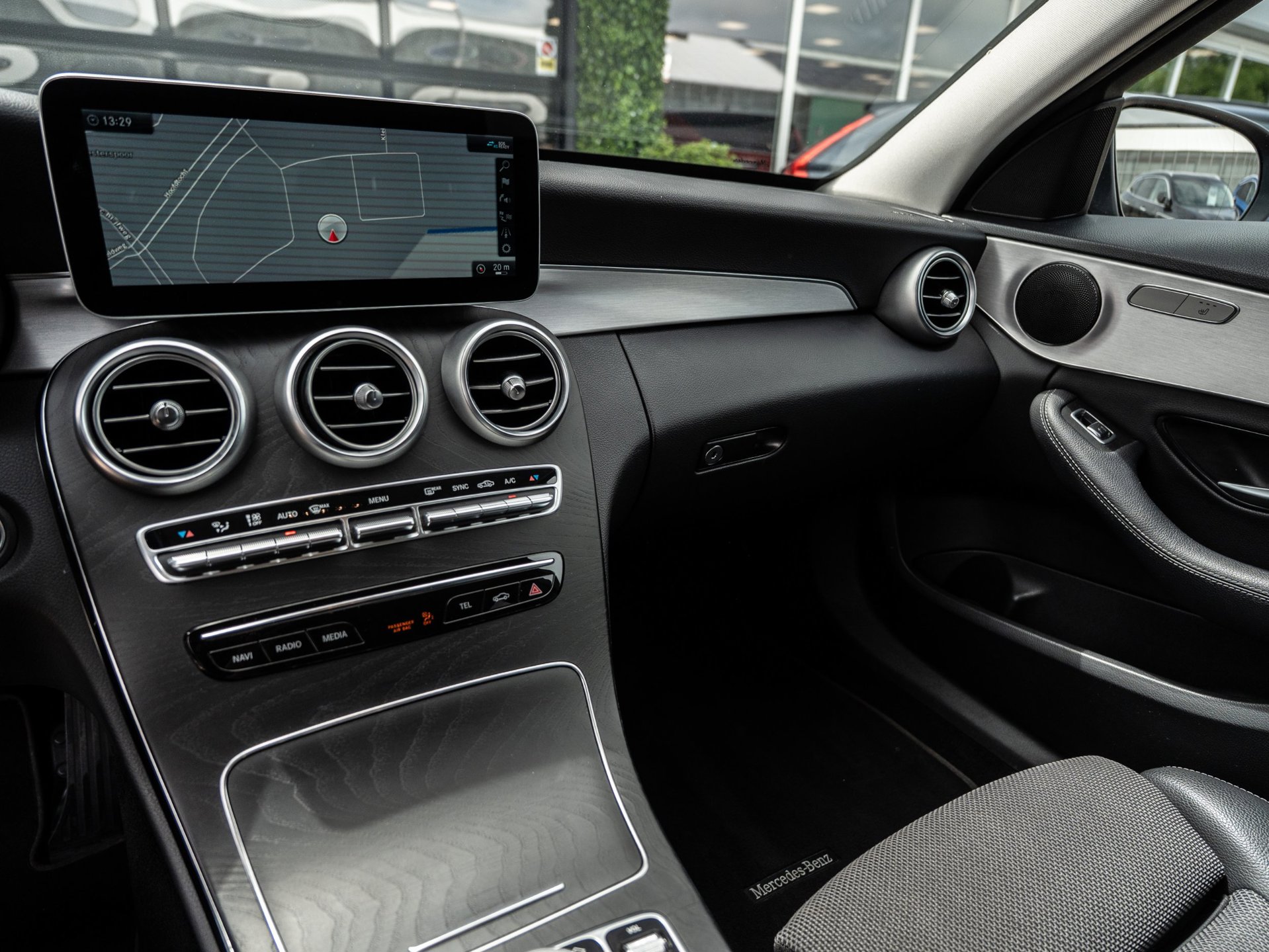 Foto van Mercedes-Benz C 180 D
