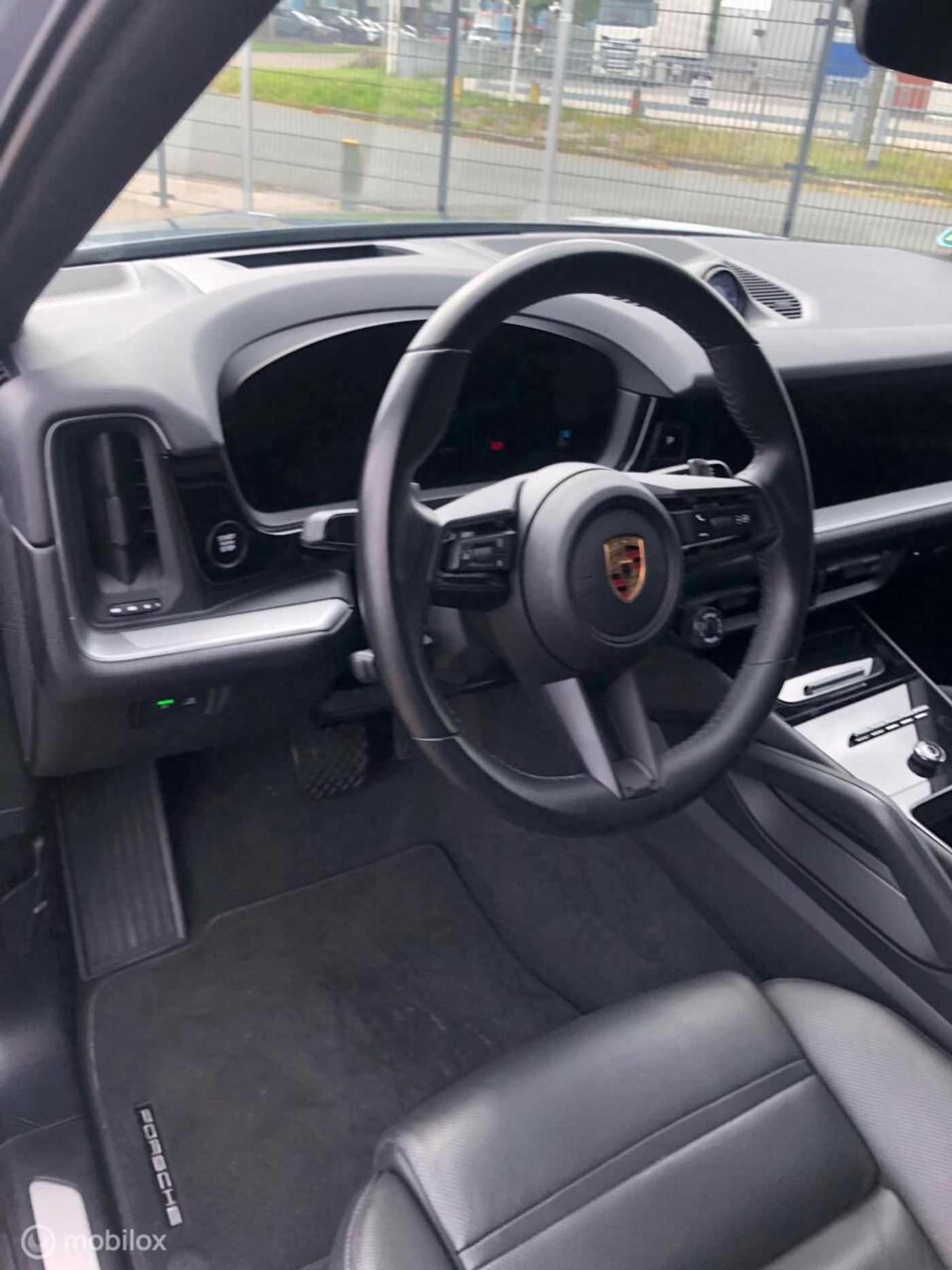 Foto van Porsche Cayenne E-hybrid
