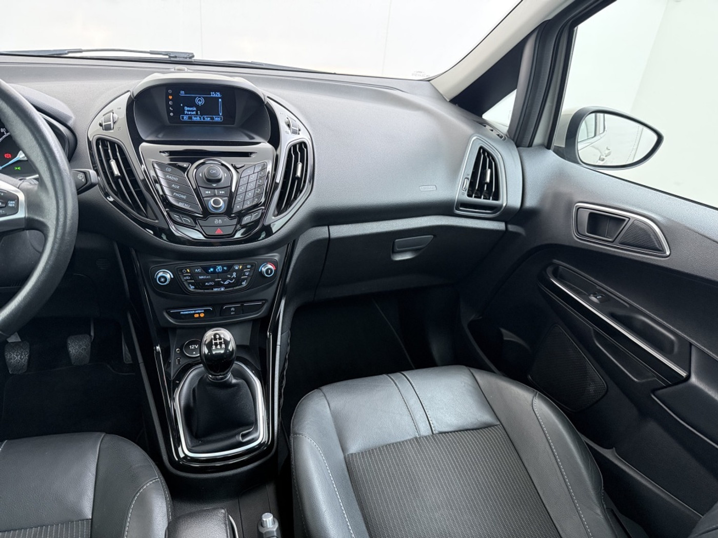 Foto van Ford B-max