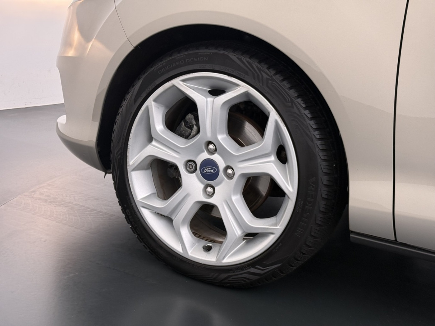 Foto van Ford B-max