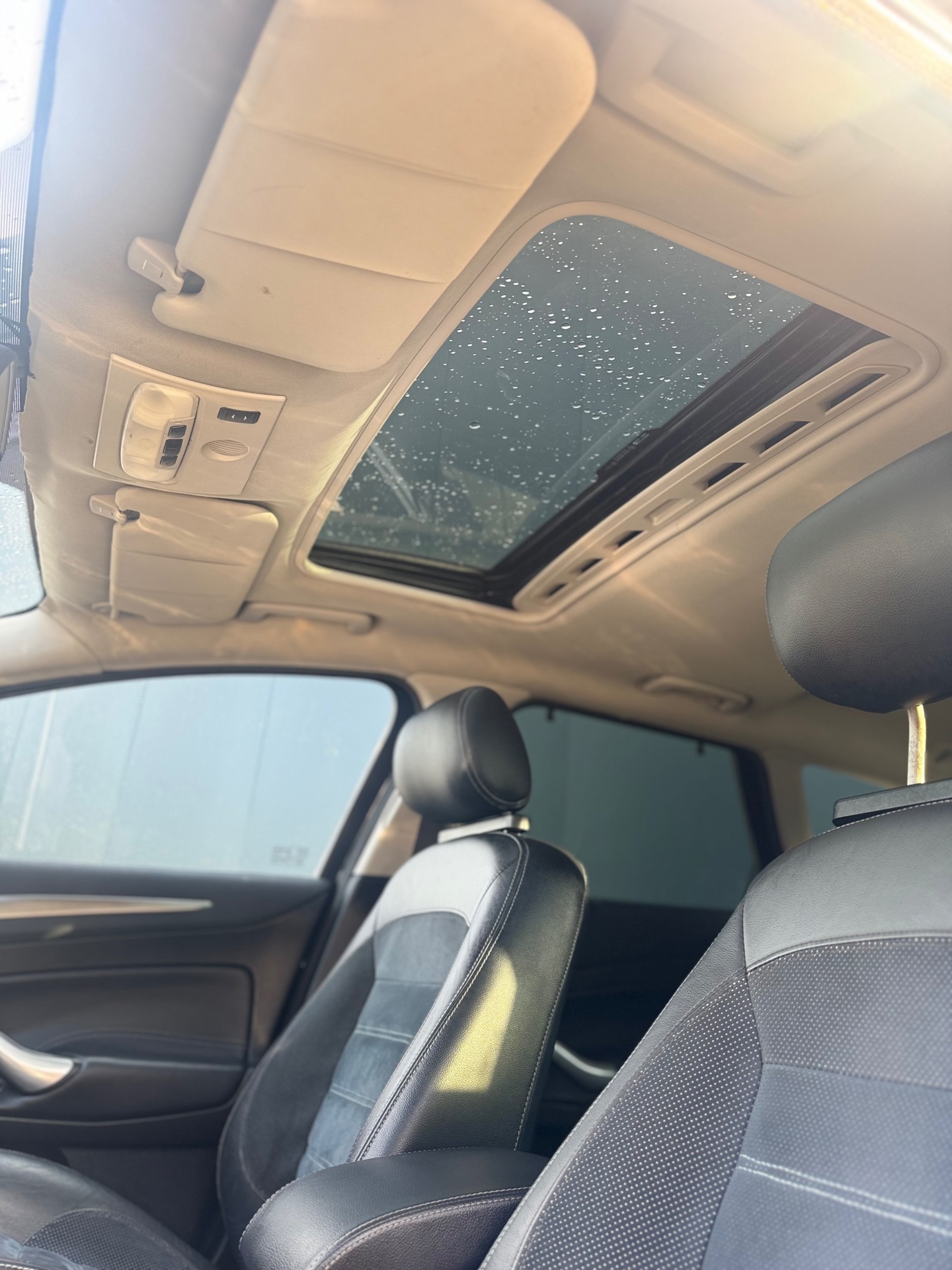 Foto van Ford Mondeo