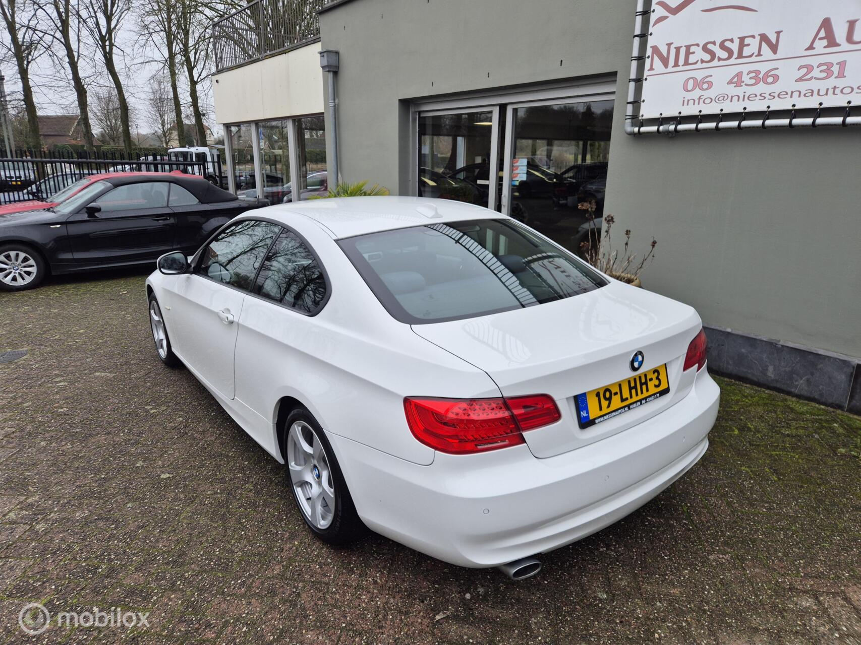 Foto van BMW 320i