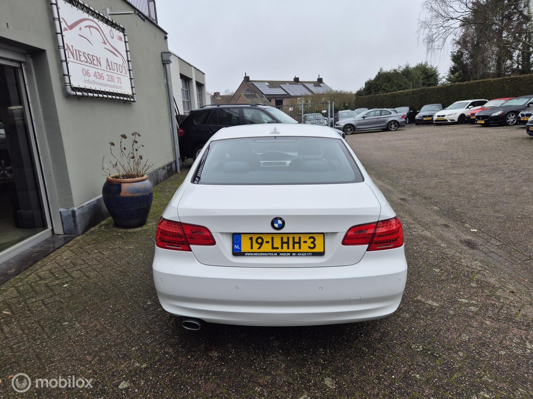 Foto van BMW 320i