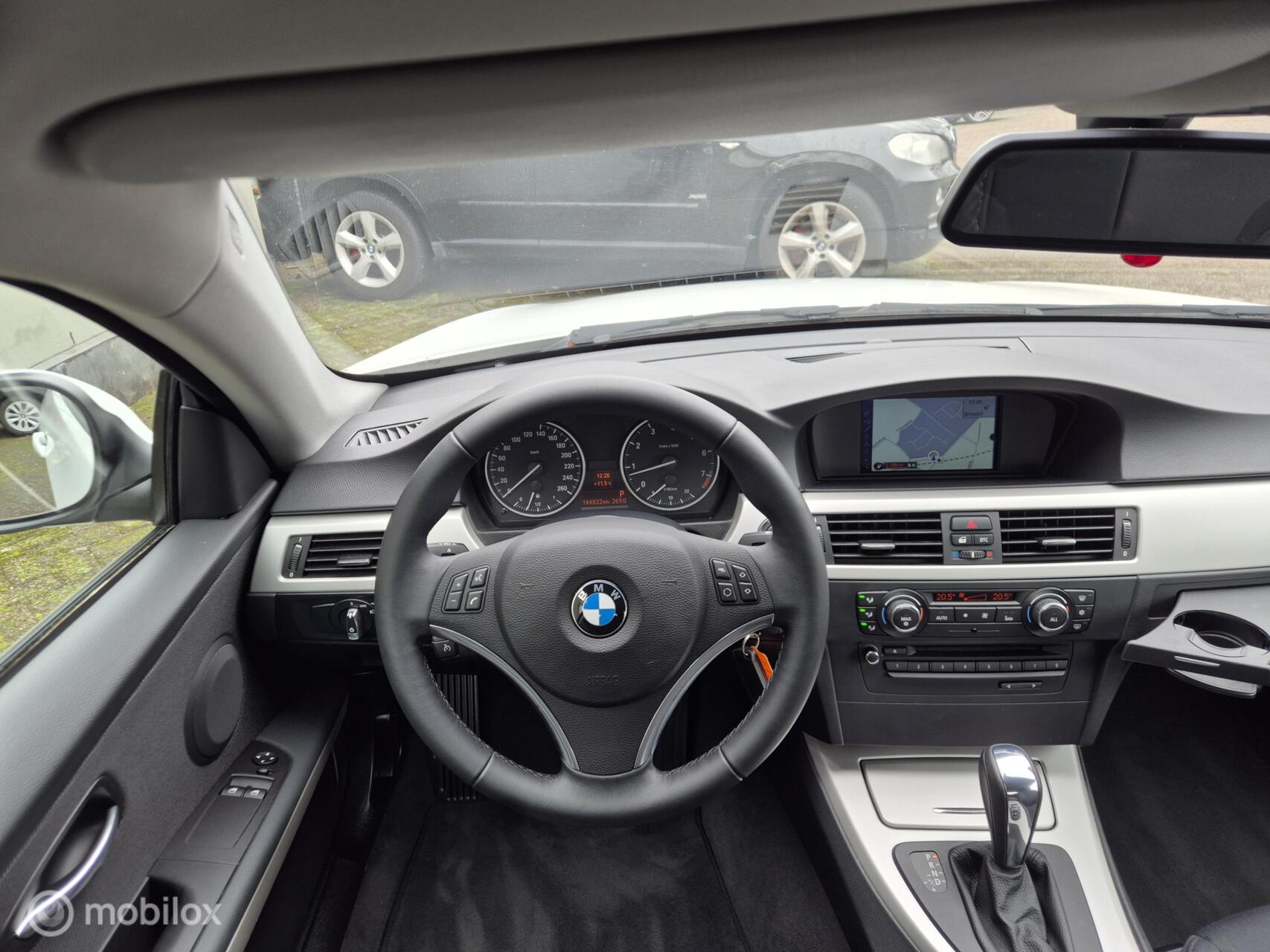 Foto van BMW 320i