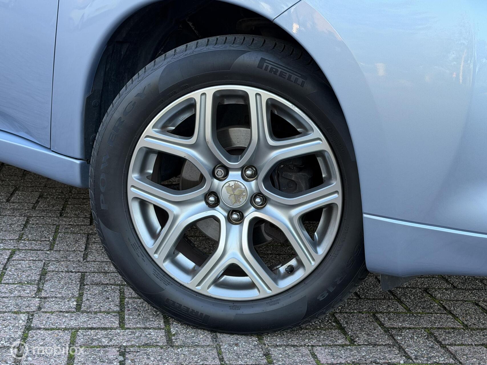 Foto van Mitsubishi Mitsubishi Outlander