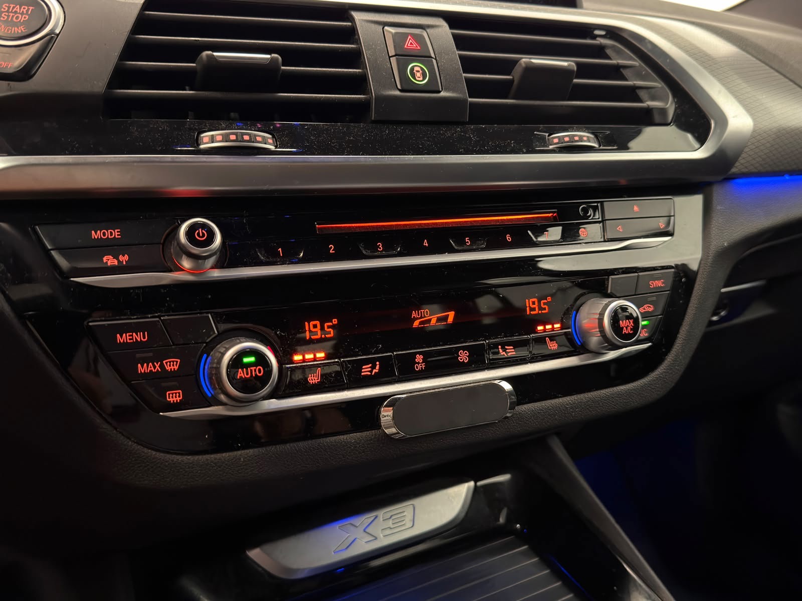 Foto van BMW X3 Xdrive20i