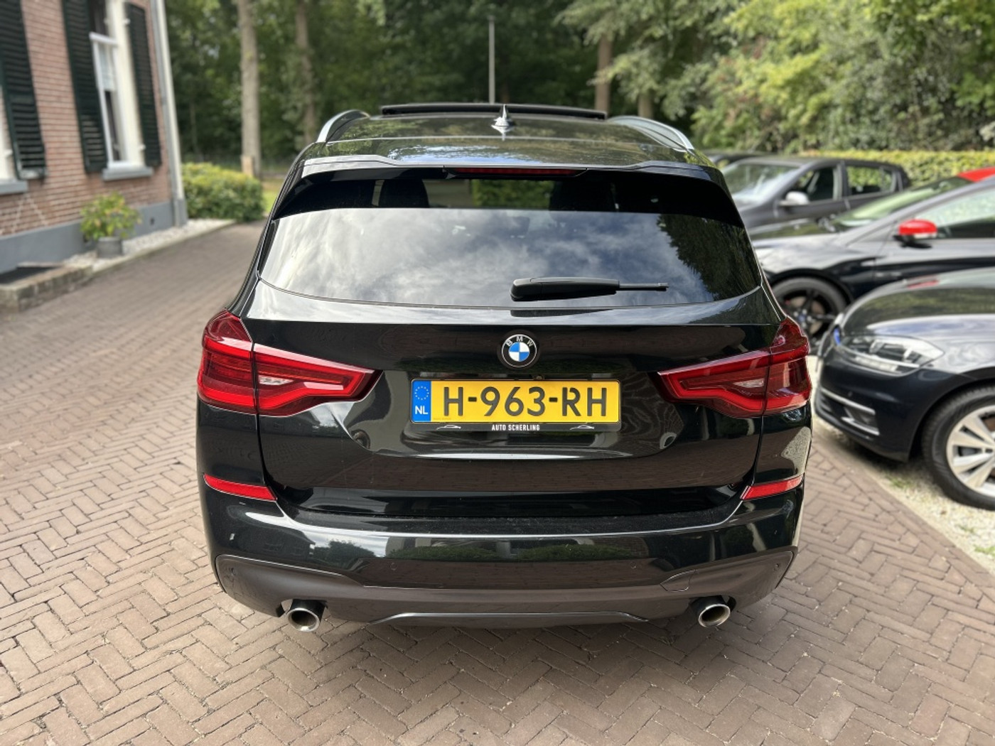 Foto van BMW X3 Xdrive20i