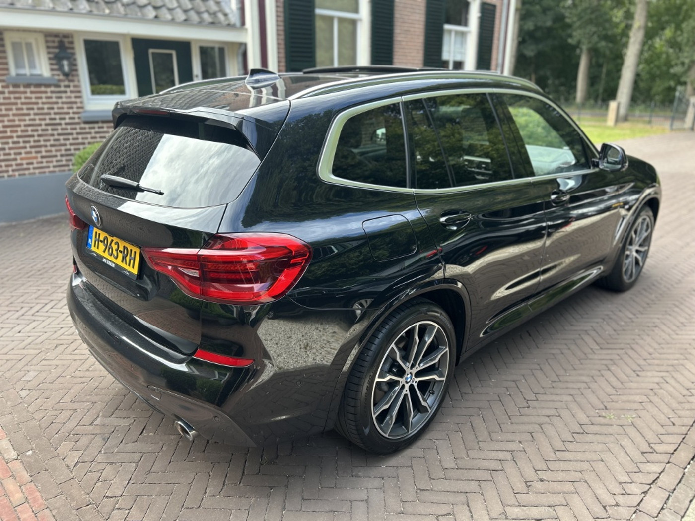 Foto van BMW X3 Xdrive20i