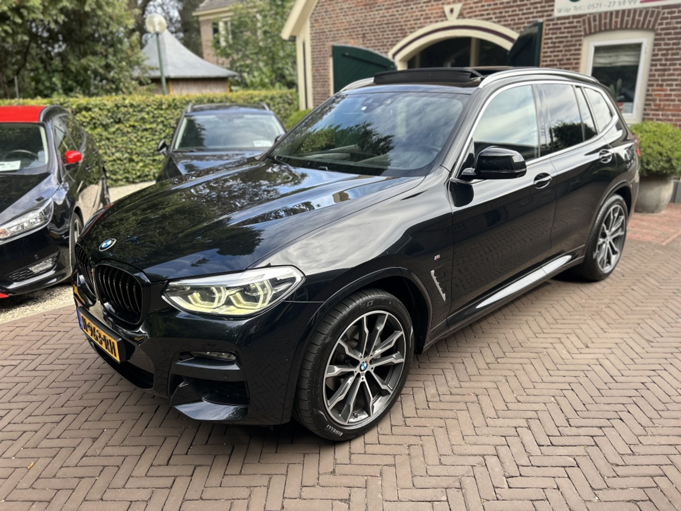 Foto van BMW X3 Xdrive20i
