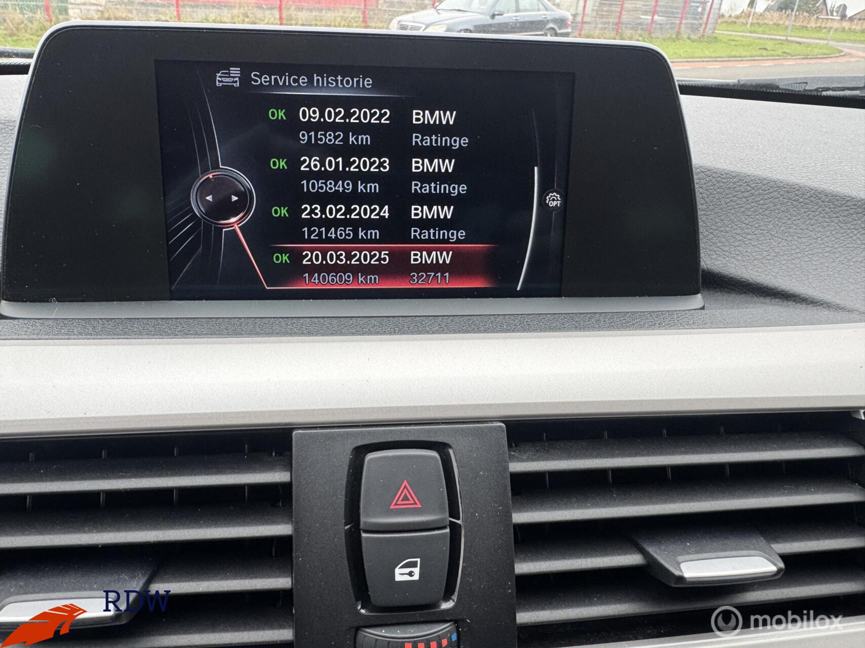 Foto van BMW 320i