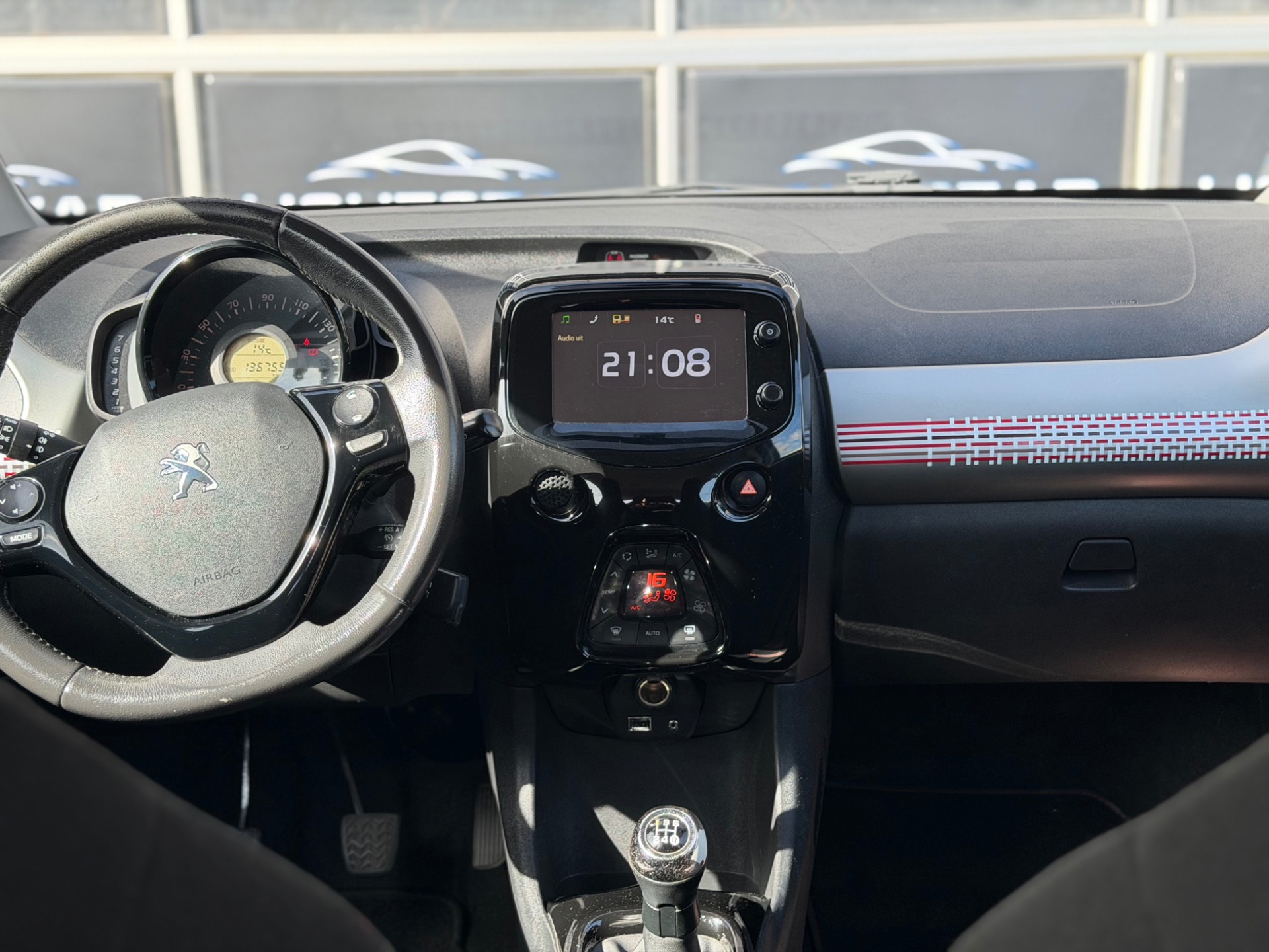 Foto van Peugeot Peugeot 108