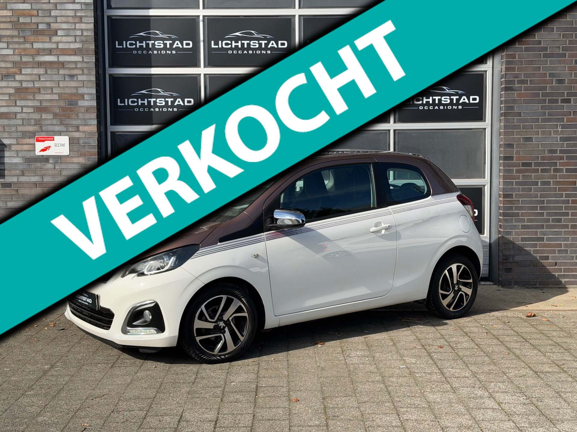 Peugeot Peugeot 108 1.0 e-VTi Allure SPECIAL EDITION, GROOT SCHERM CLIMATE APK ONDERHOUD 2014 - voorkant