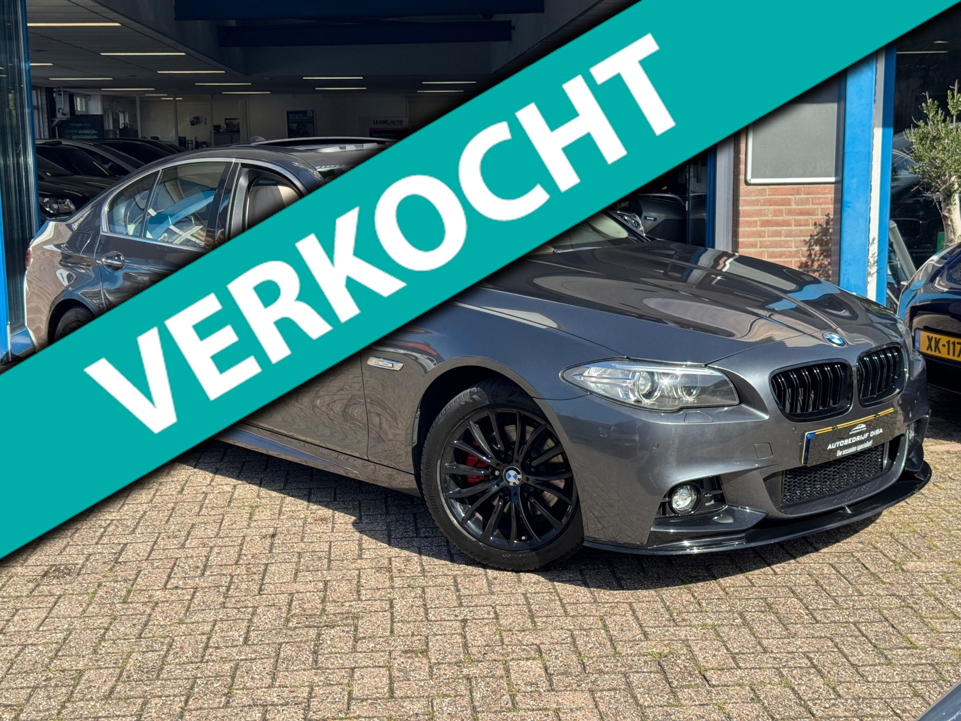 BMW 520i 520i Luxury Edition 2016 AUT NAVI DAK TREKH NAP! 2016 - voorkant