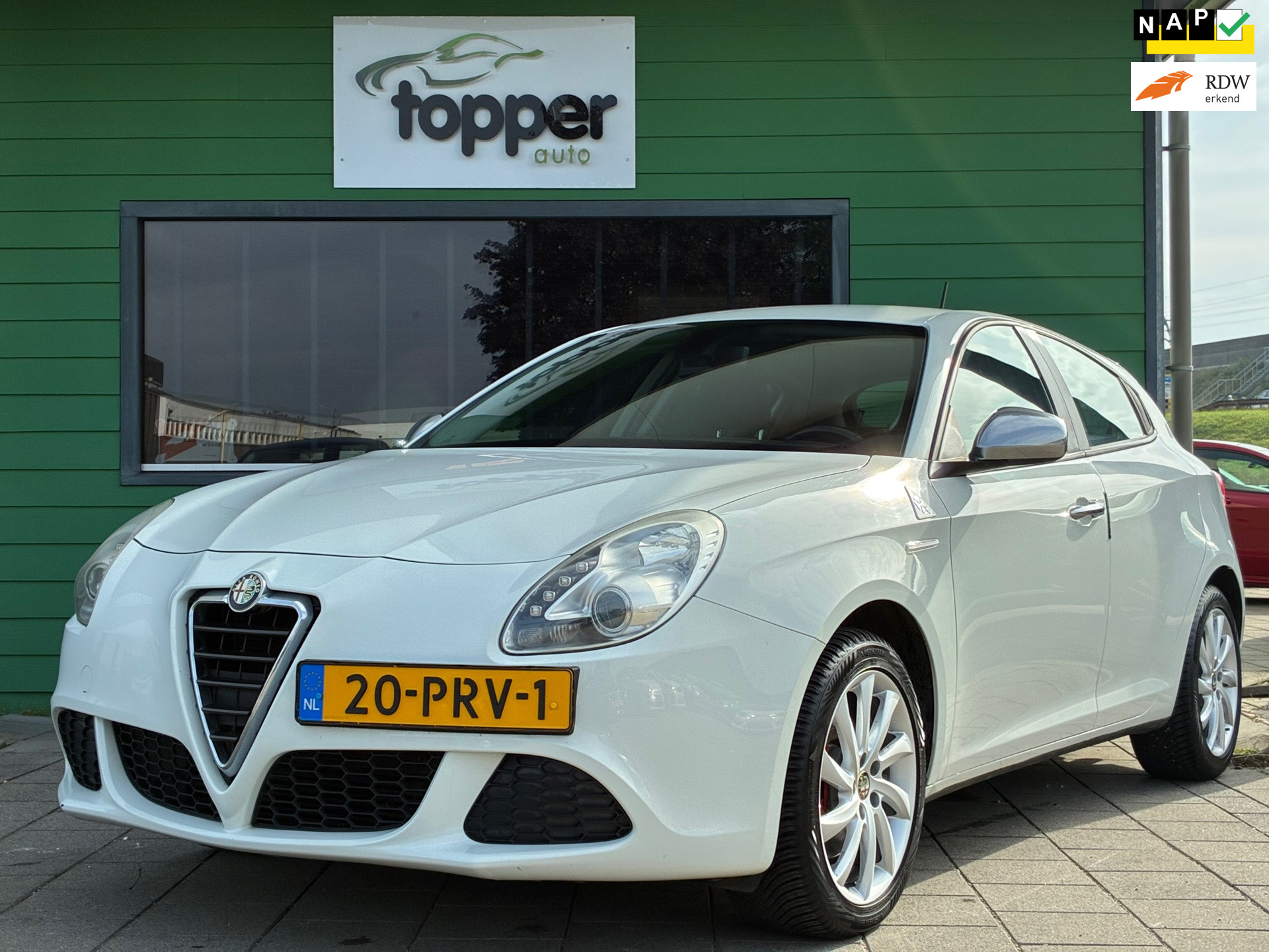 Alfa Romeo Alfa Giulietta 1.4 T Progression|CruiseControl|Airco|Elektr.ramen|LM-Velgen|Nieuwe APK|NAP| 2011 - voorkant
