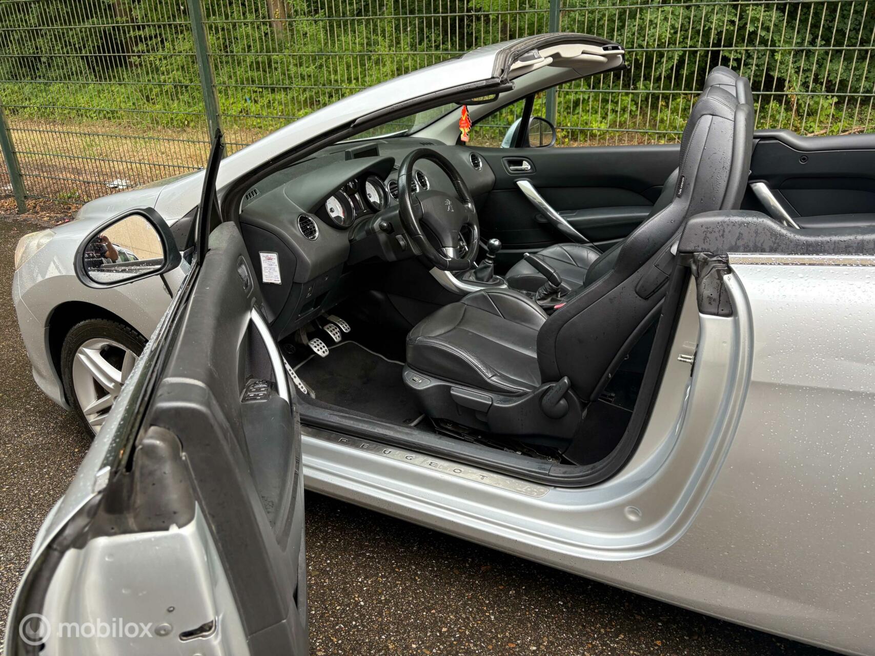 Foto van Peugeot 308 CC