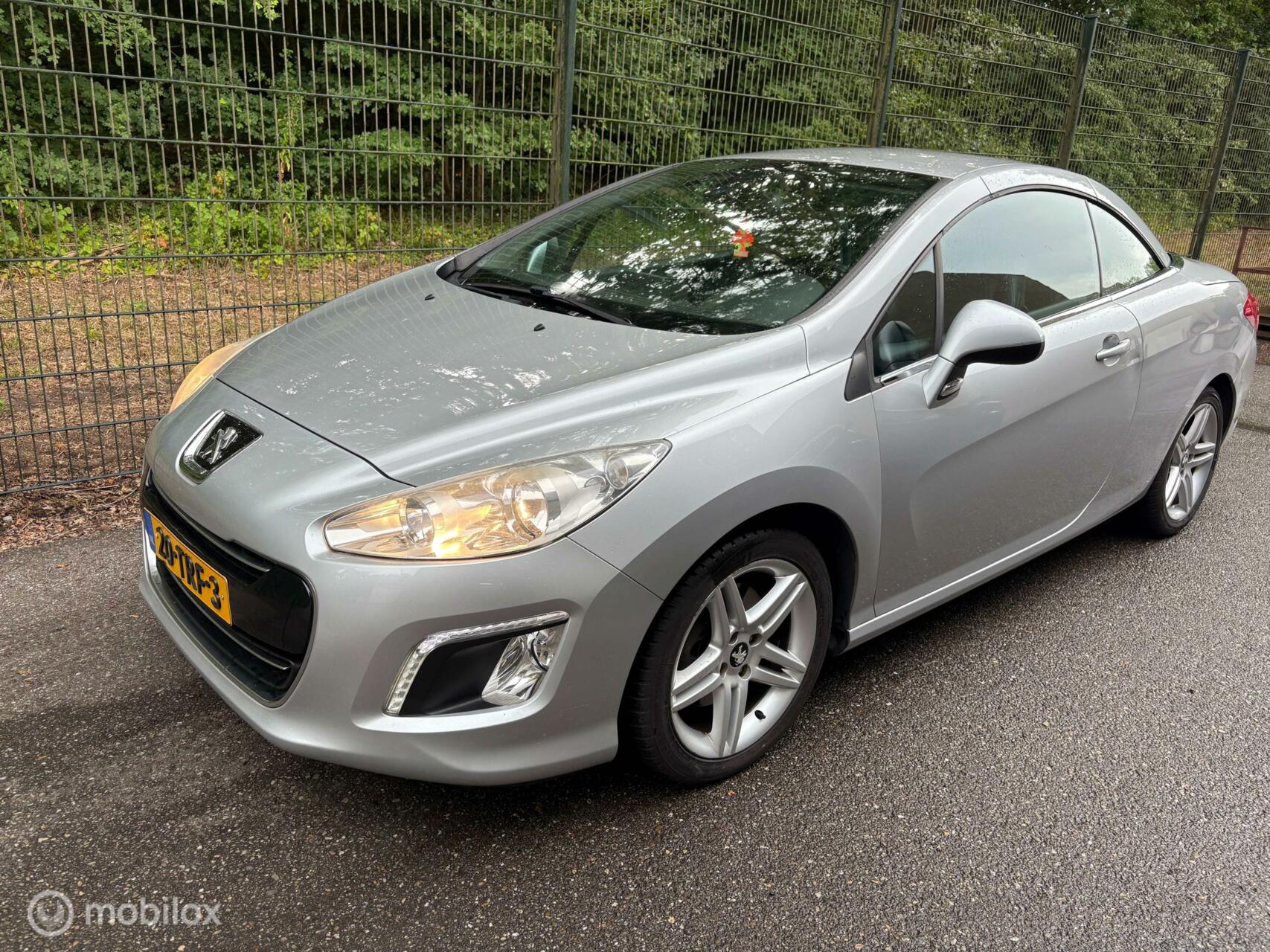 Foto van Peugeot 308 CC