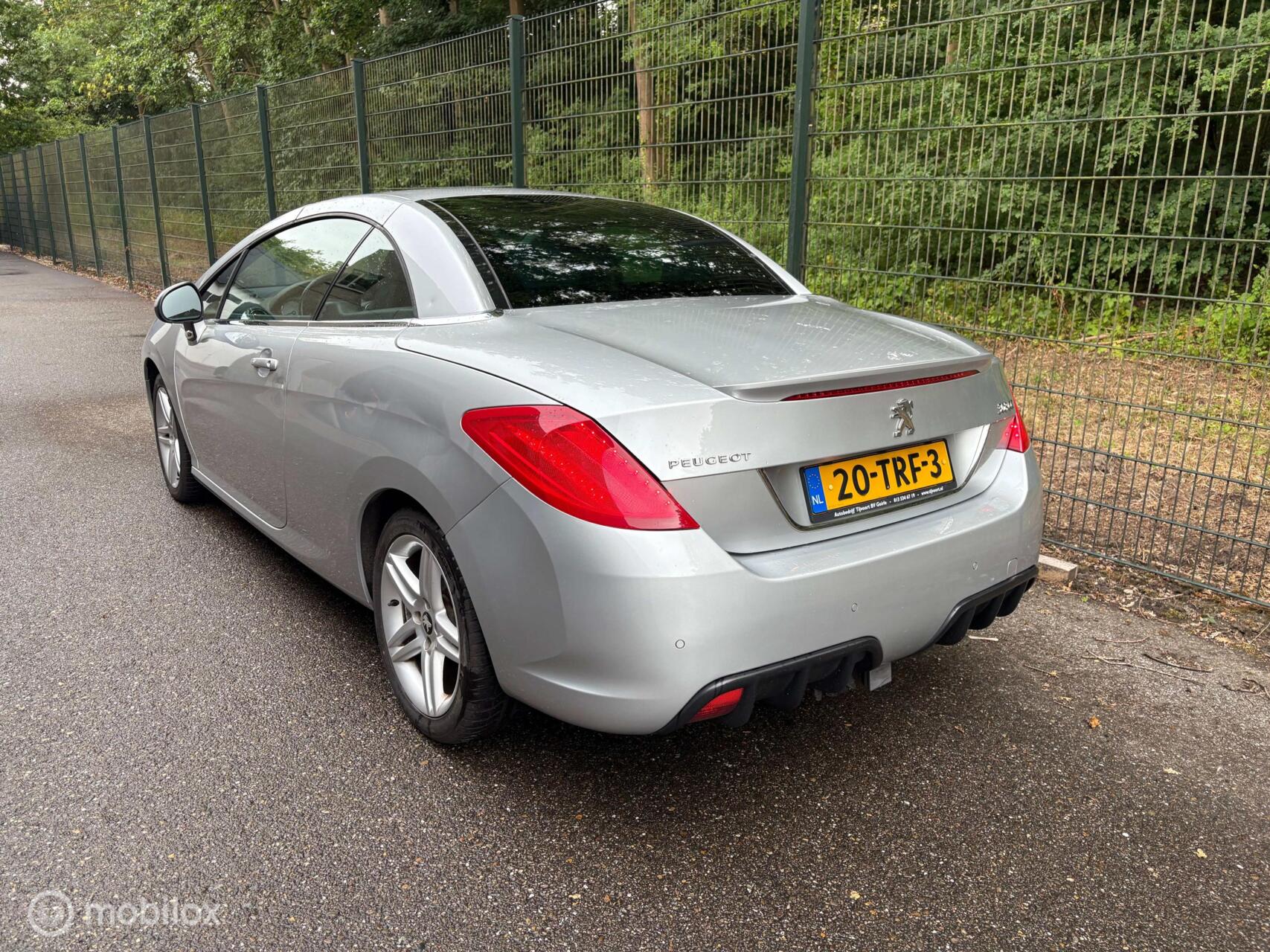 Foto van Peugeot 308 CC