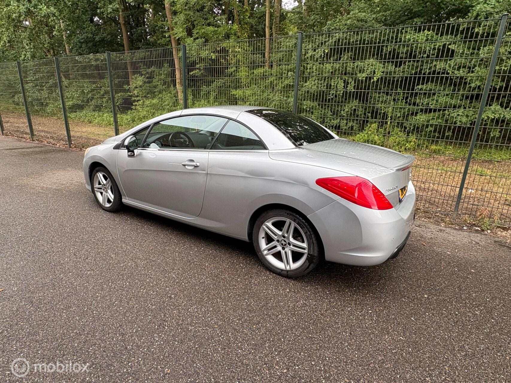 Foto van Peugeot 308 CC