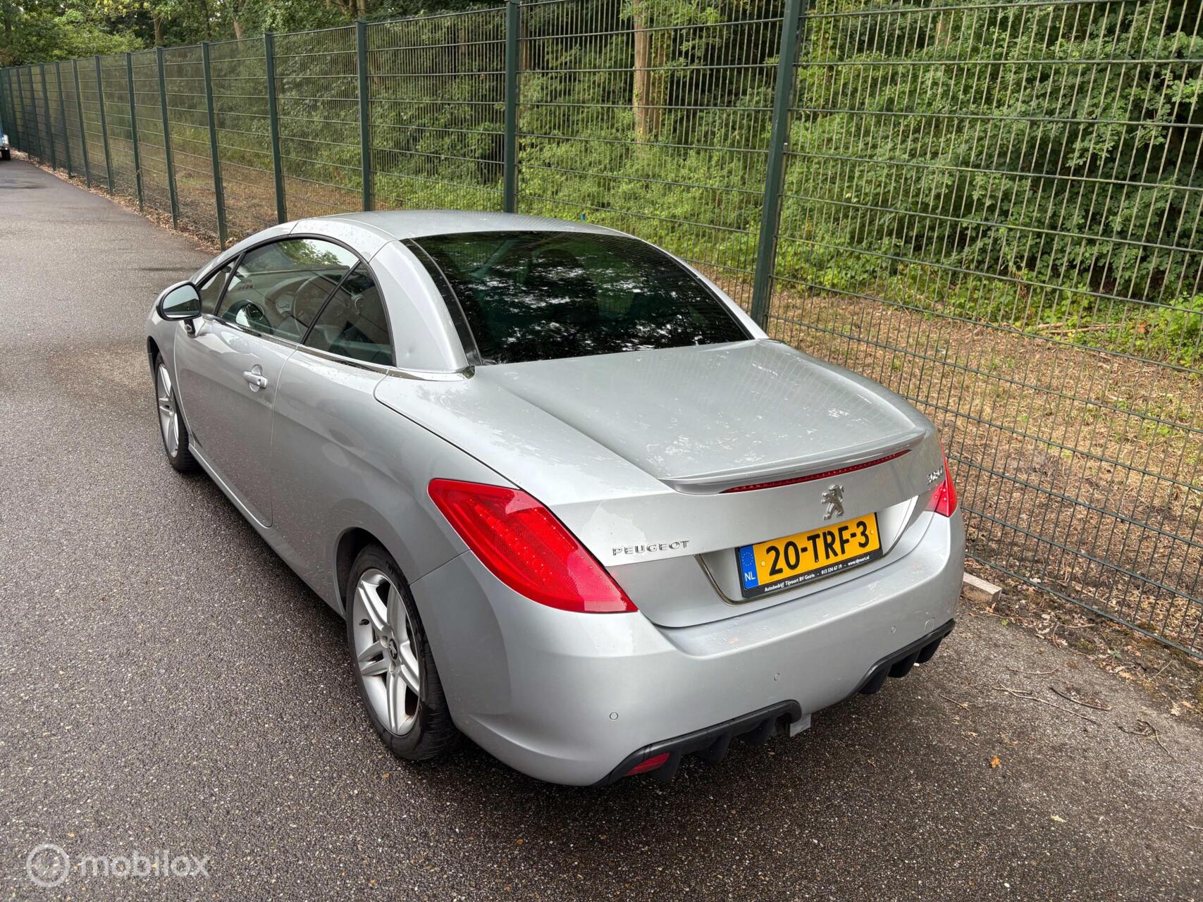 Foto van Peugeot 308 CC