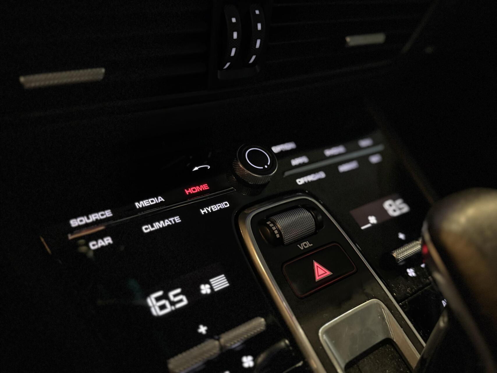 Foto van Porsche Cayenne E-hybrid