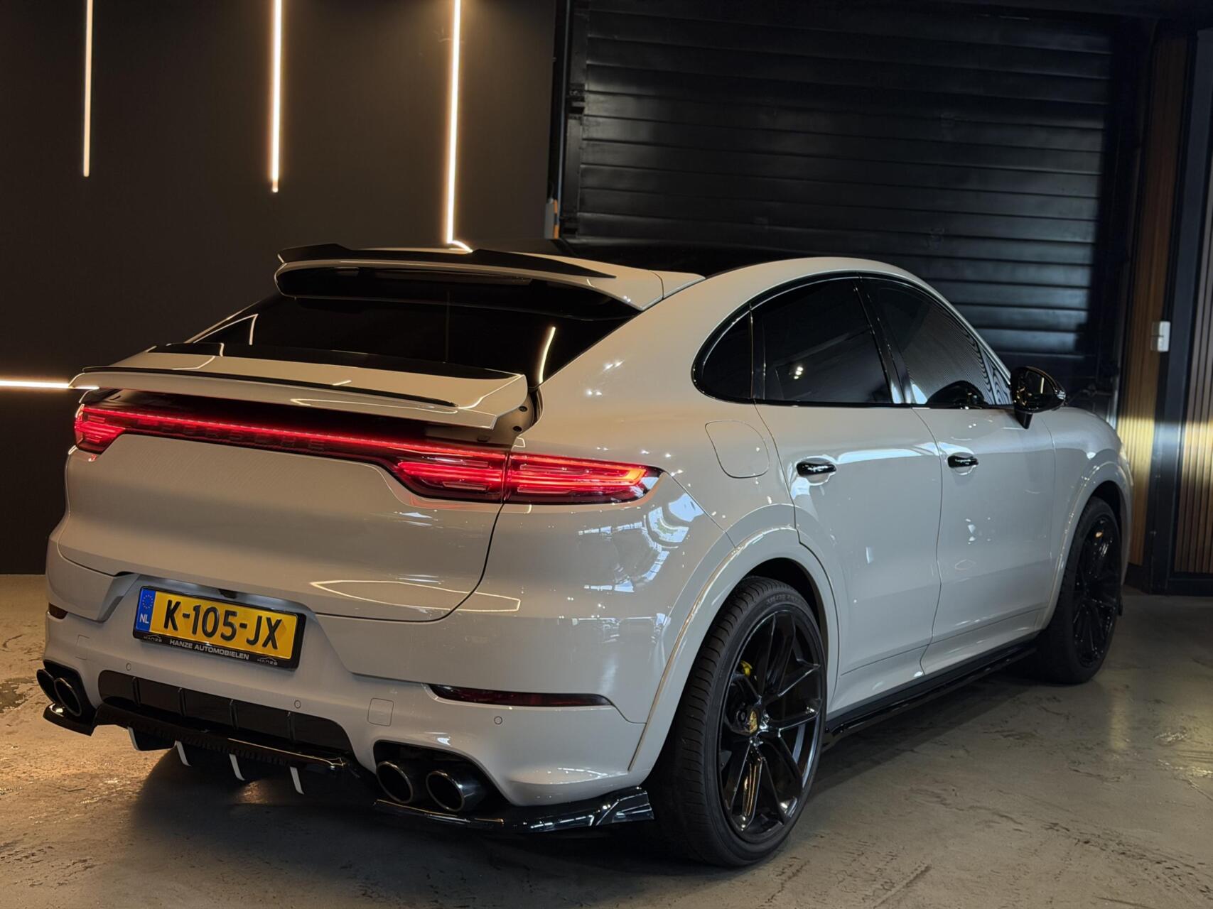 Foto van Porsche Cayenne E-hybrid