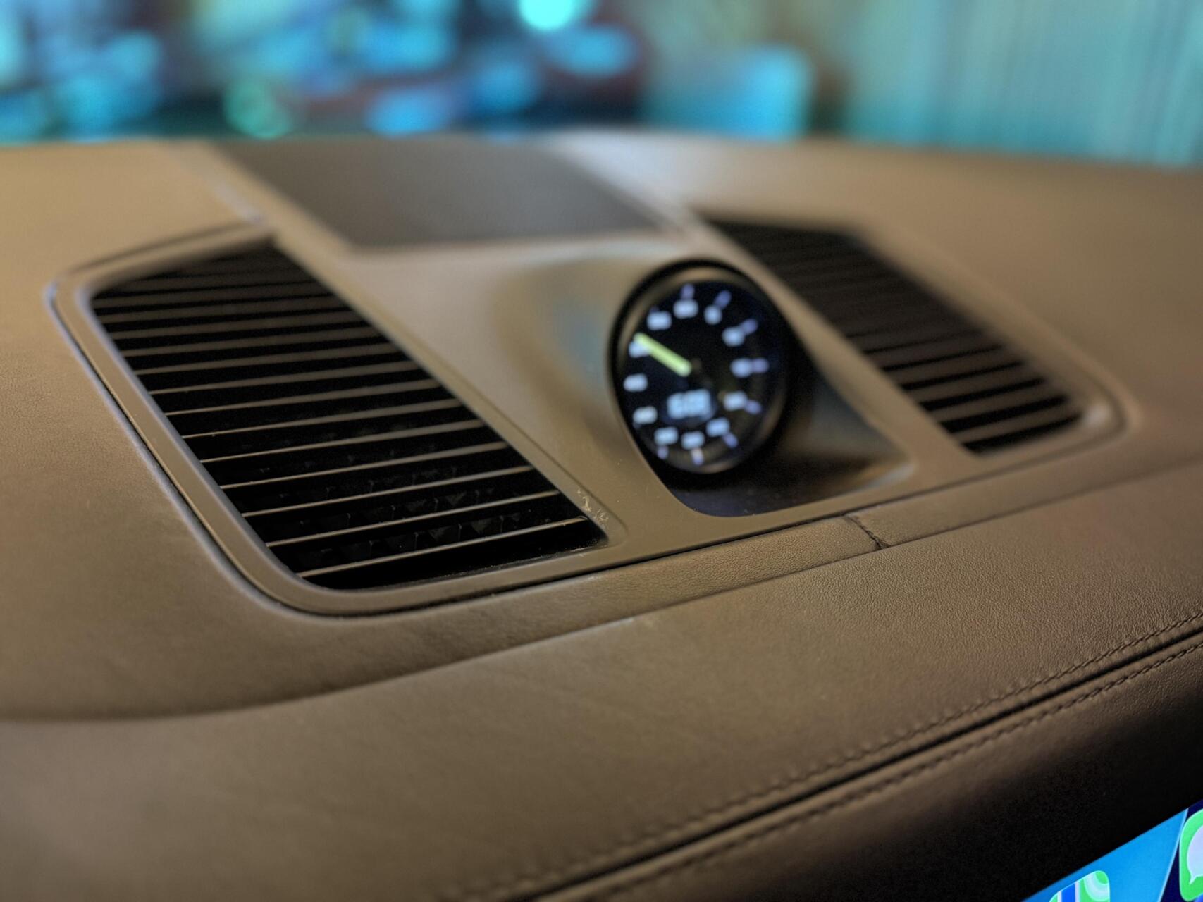 Foto van Porsche Cayenne E-hybrid