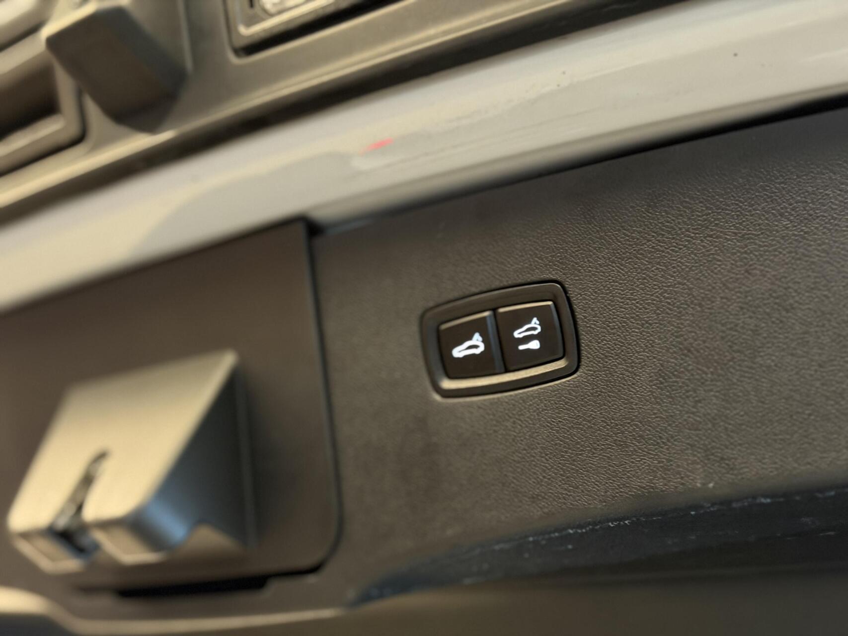 Foto van Porsche Cayenne E-hybrid