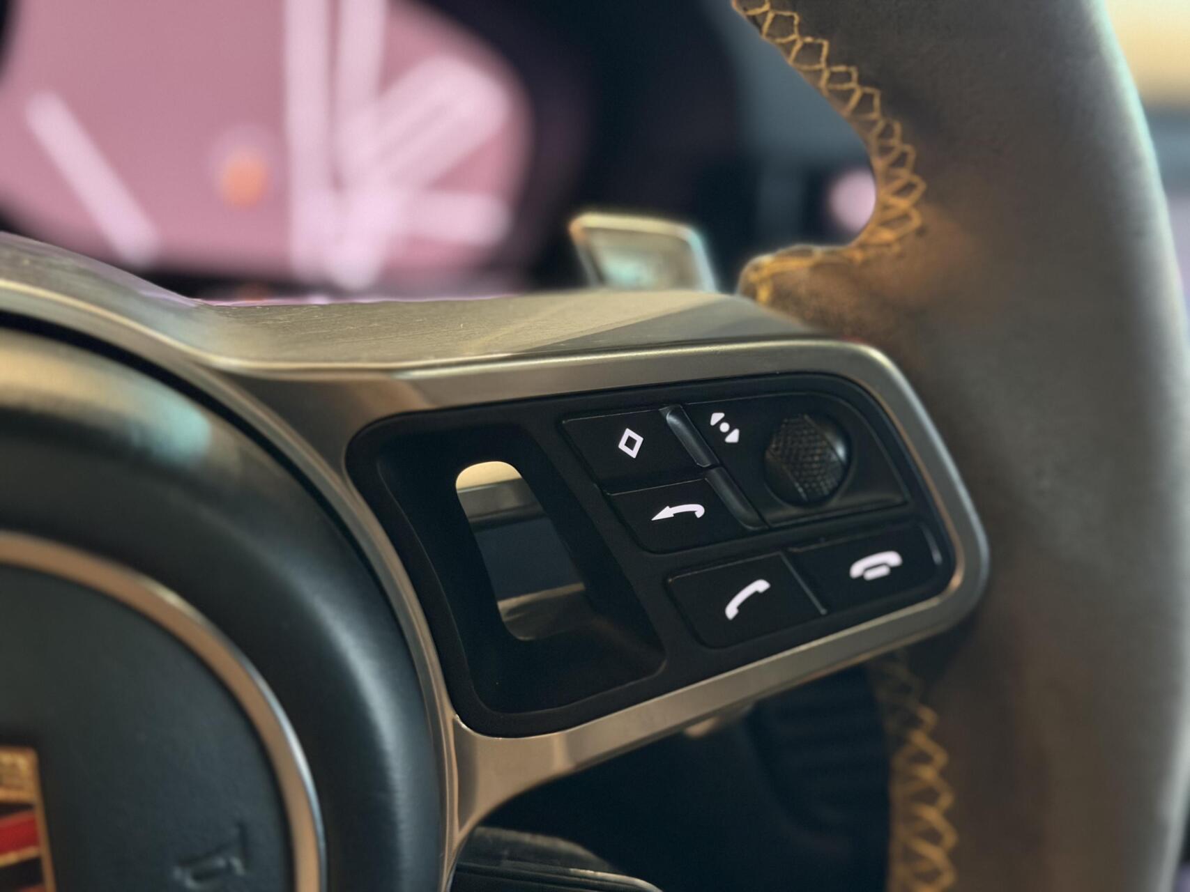 Foto van Porsche Cayenne E-hybrid