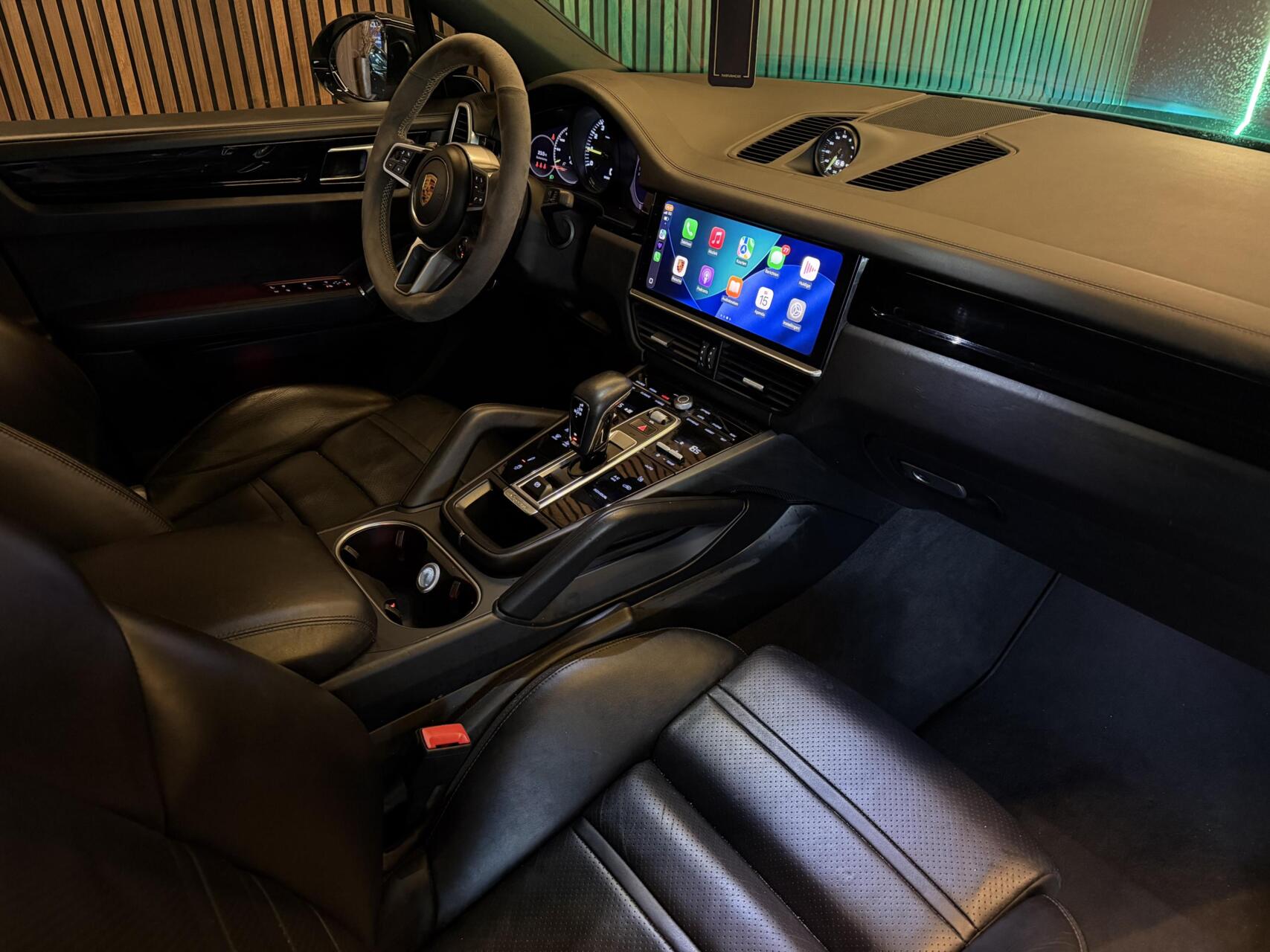 Foto van Porsche Cayenne E-hybrid