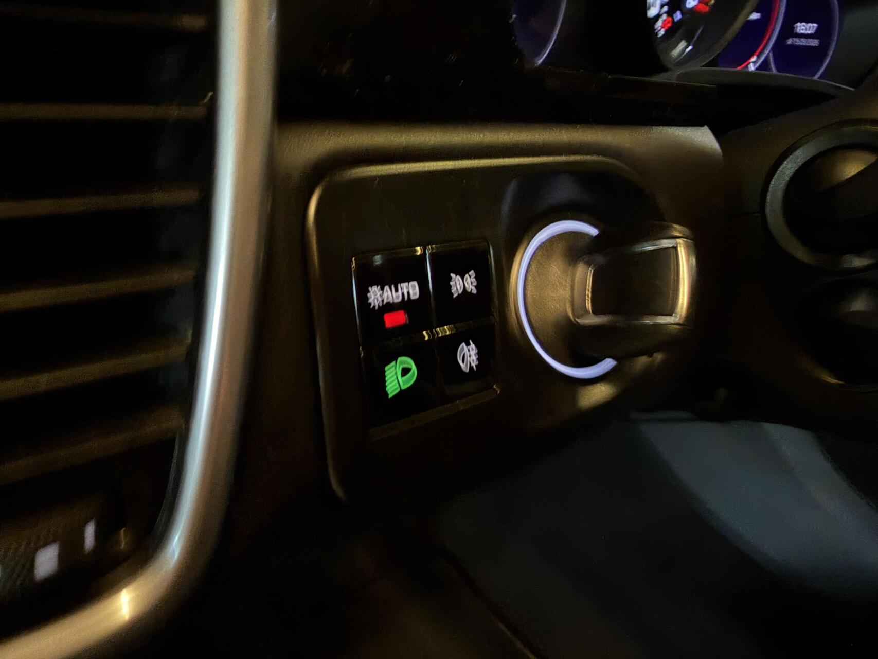 Foto van Porsche Cayenne E-hybrid