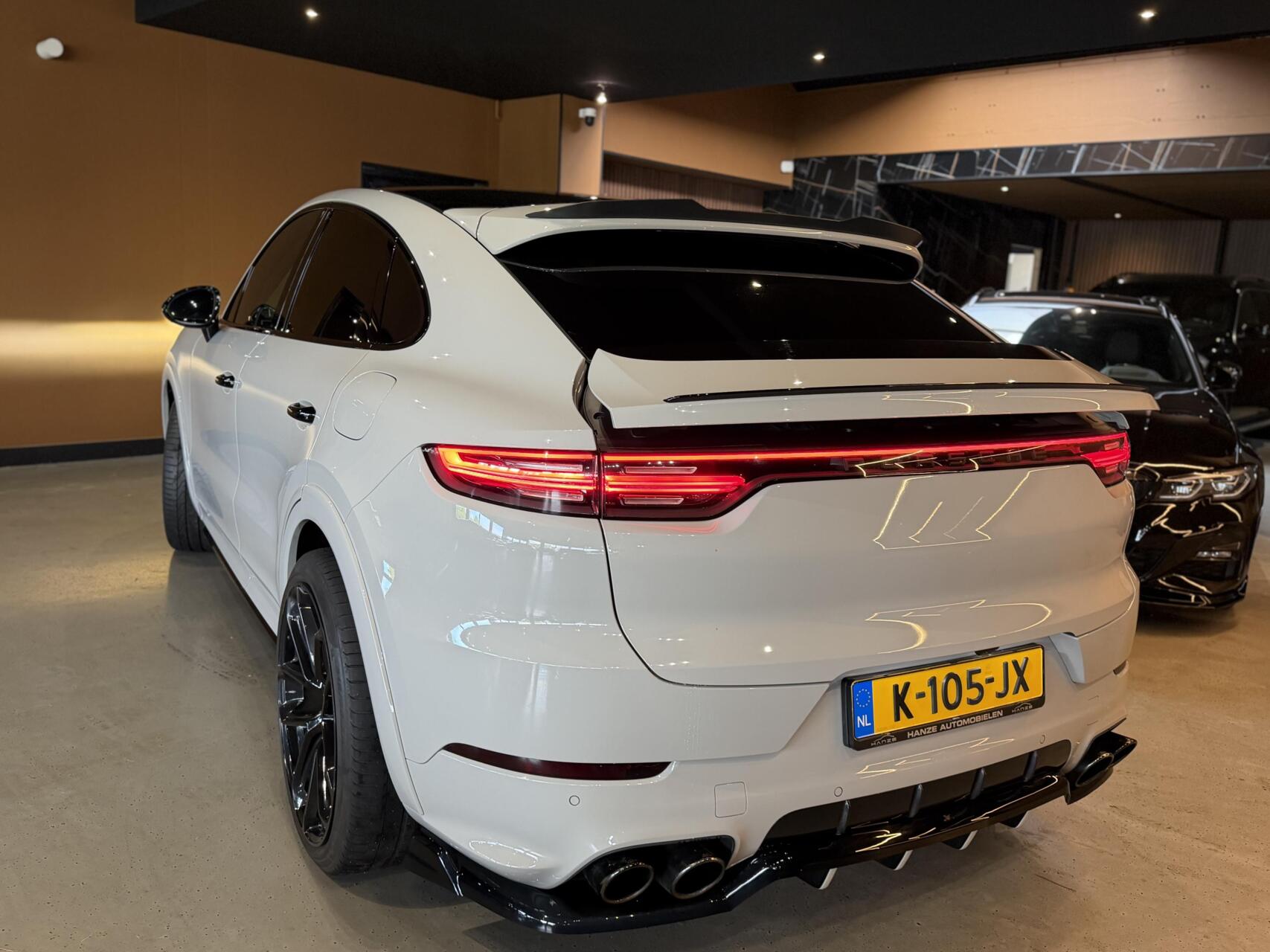 Foto van Porsche Cayenne E-hybrid