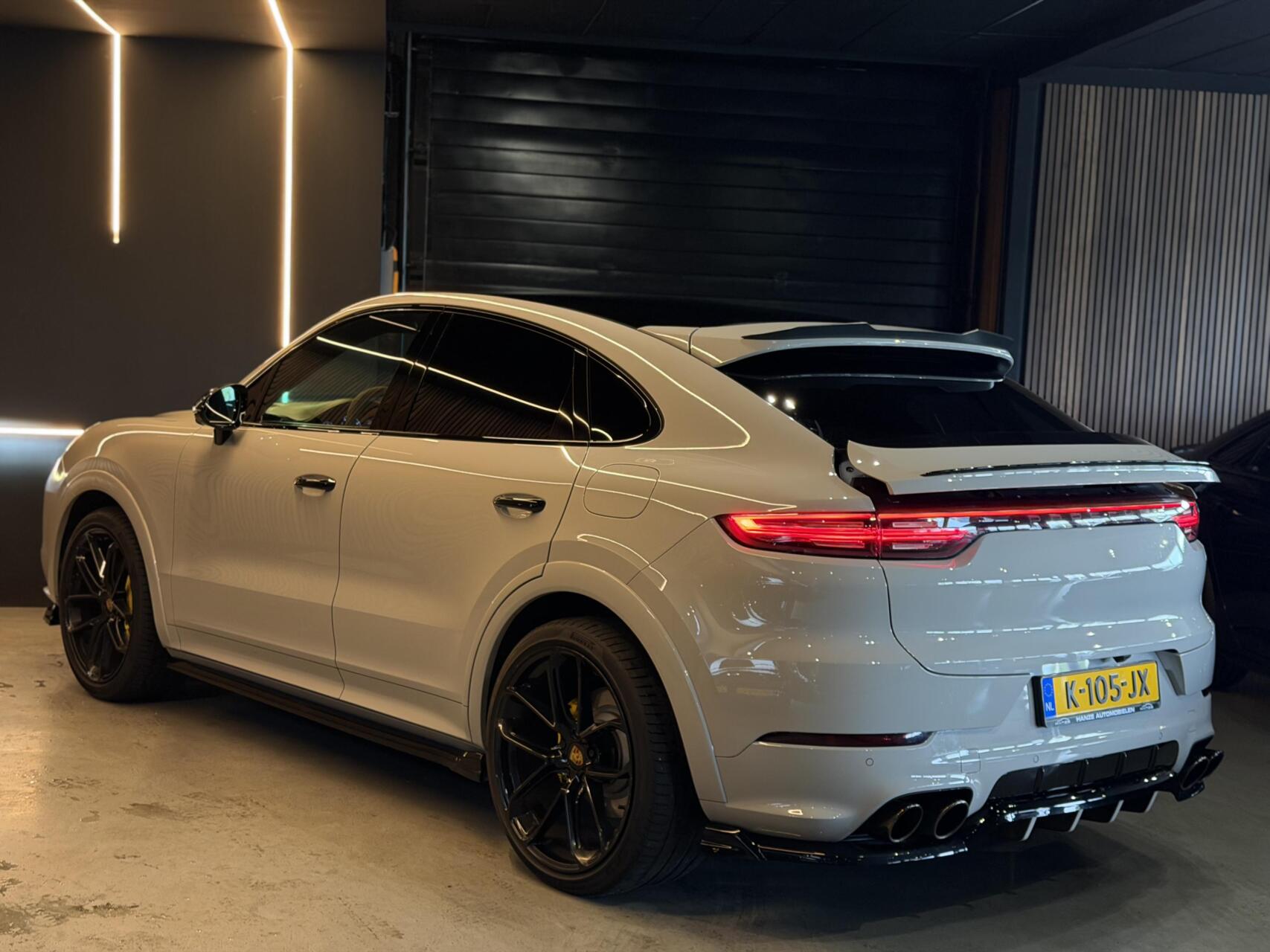 Foto van Porsche Cayenne E-hybrid