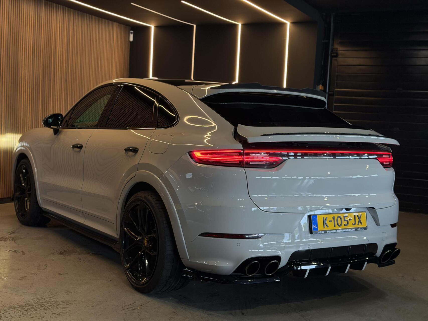 Foto van Porsche Cayenne E-hybrid