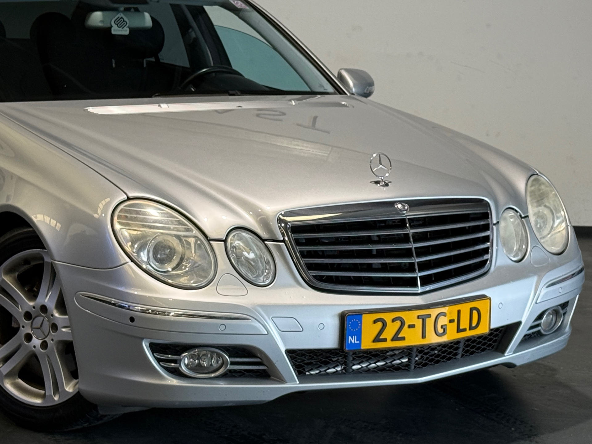 Foto van Mercedes-Benz E 280