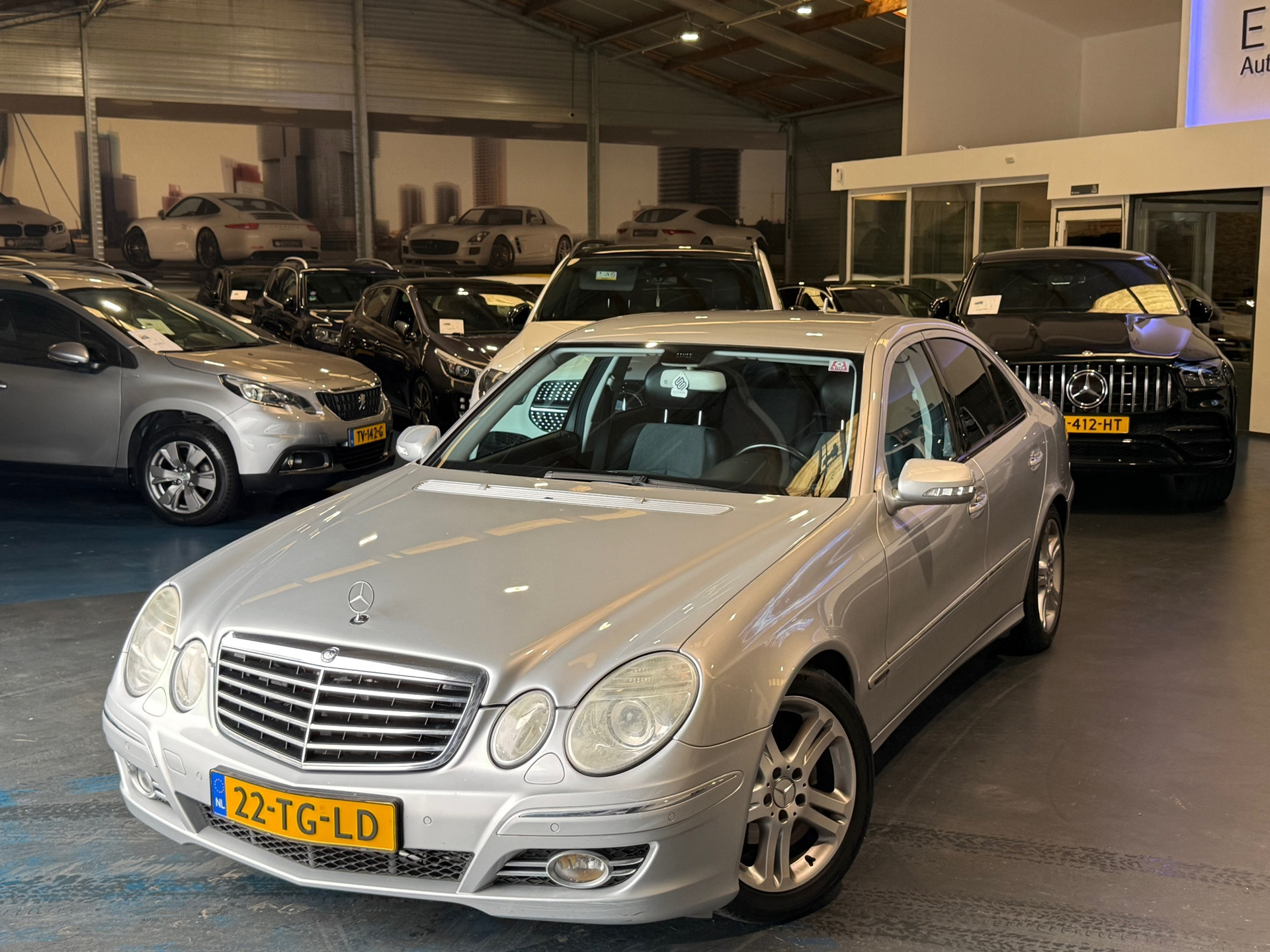 Foto van Mercedes-Benz E 280