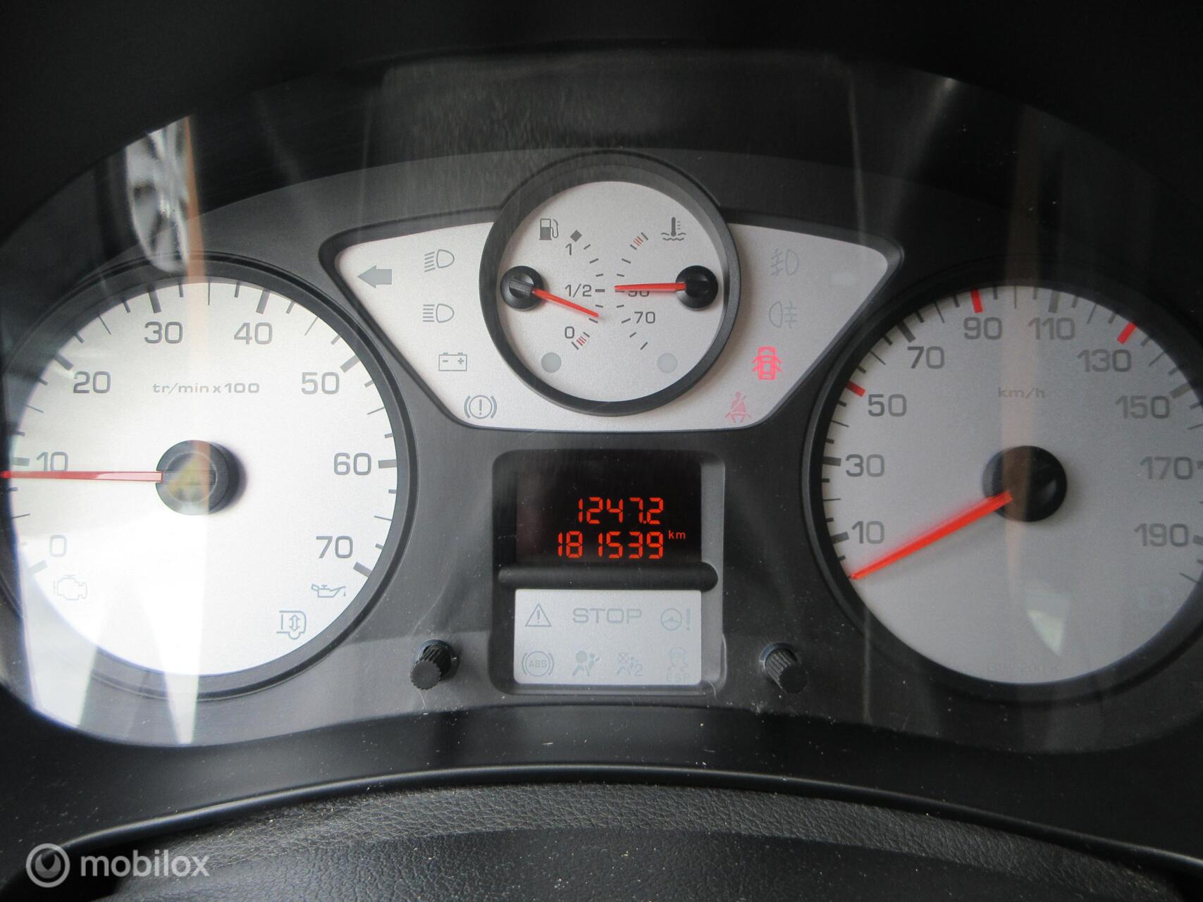 Foto van Peugeot Partner