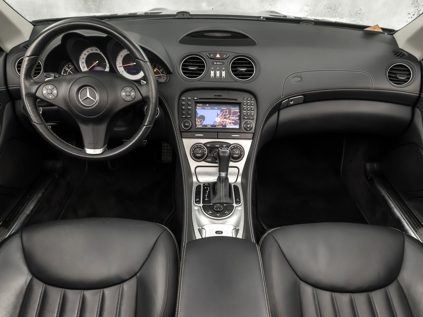 Foto van Mercedes-Benz SL 280