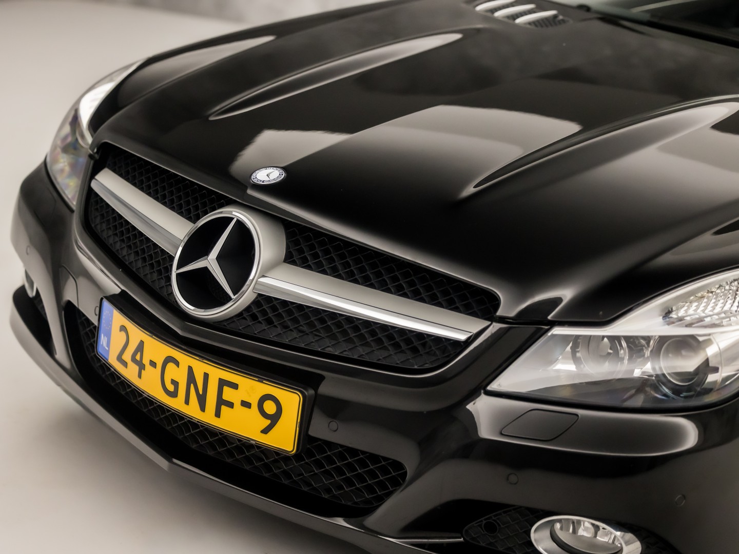 Foto van Mercedes-Benz SL 280