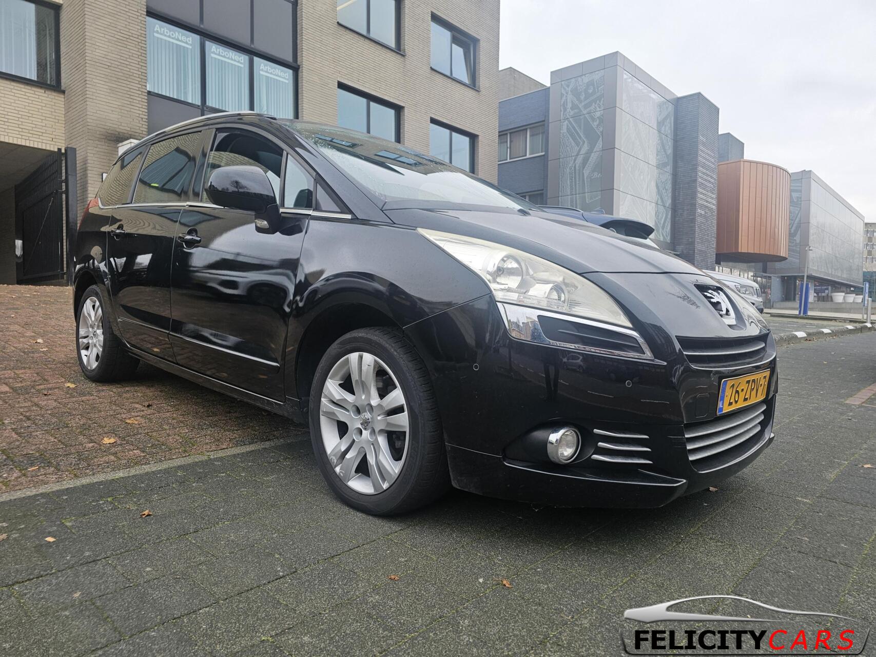 Foto van Peugeot 5008