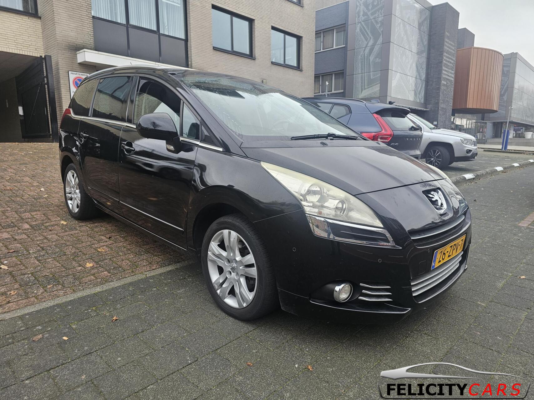 Foto van Peugeot 5008