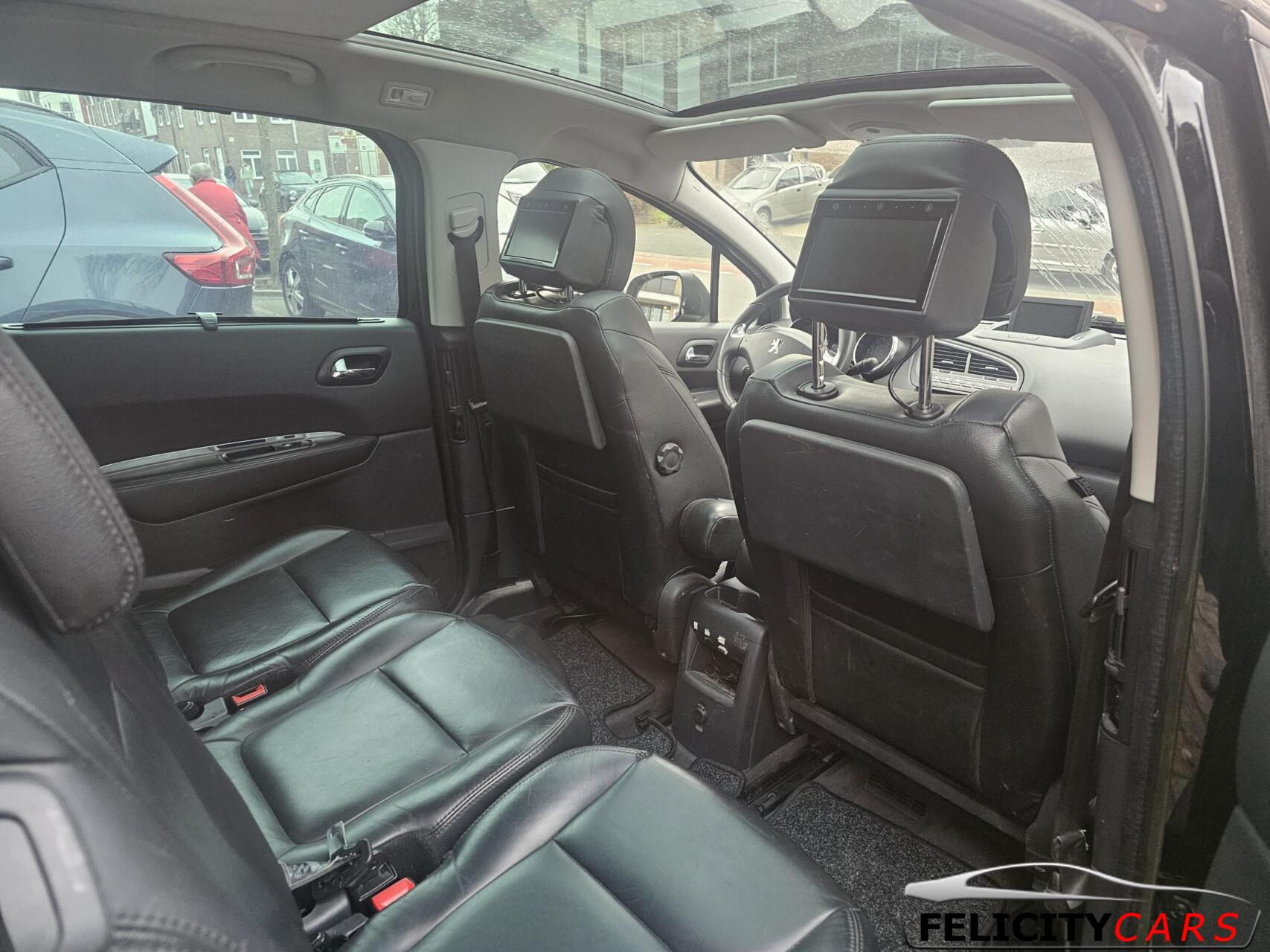 Foto van Peugeot 5008
