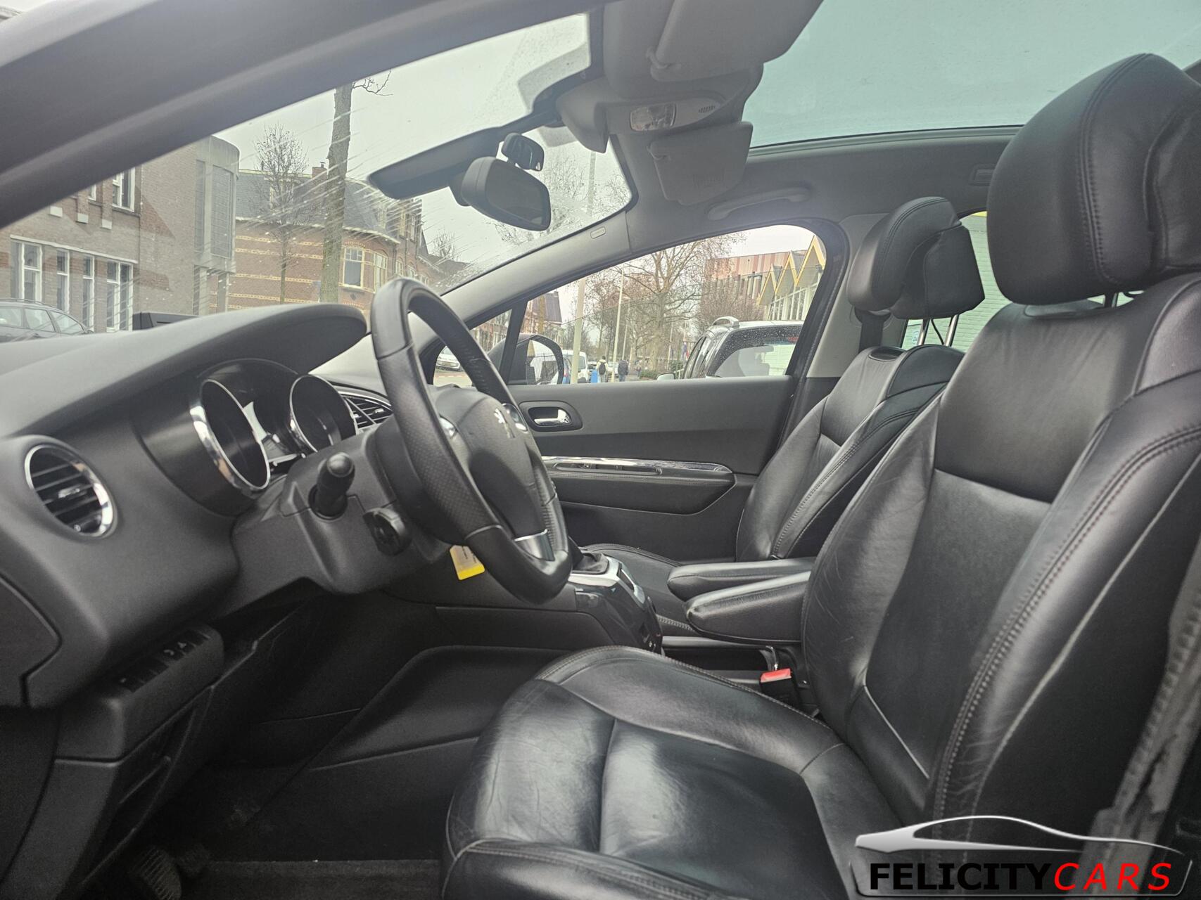 Foto van Peugeot 5008
