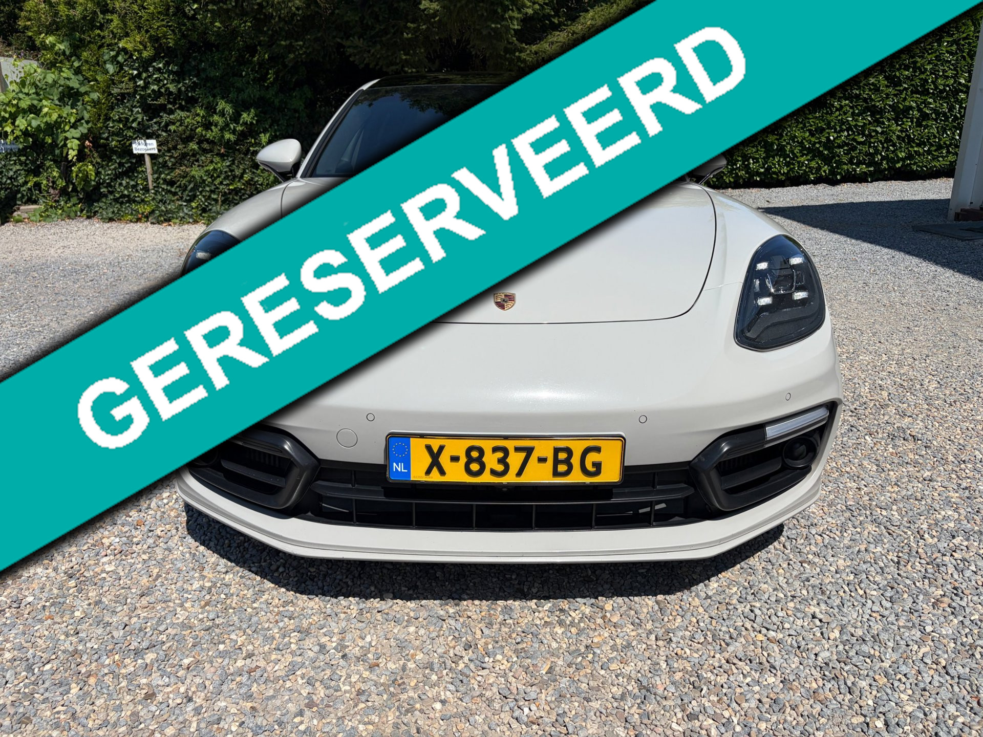 Foto van Porsche Panamera 4 E-hybrid