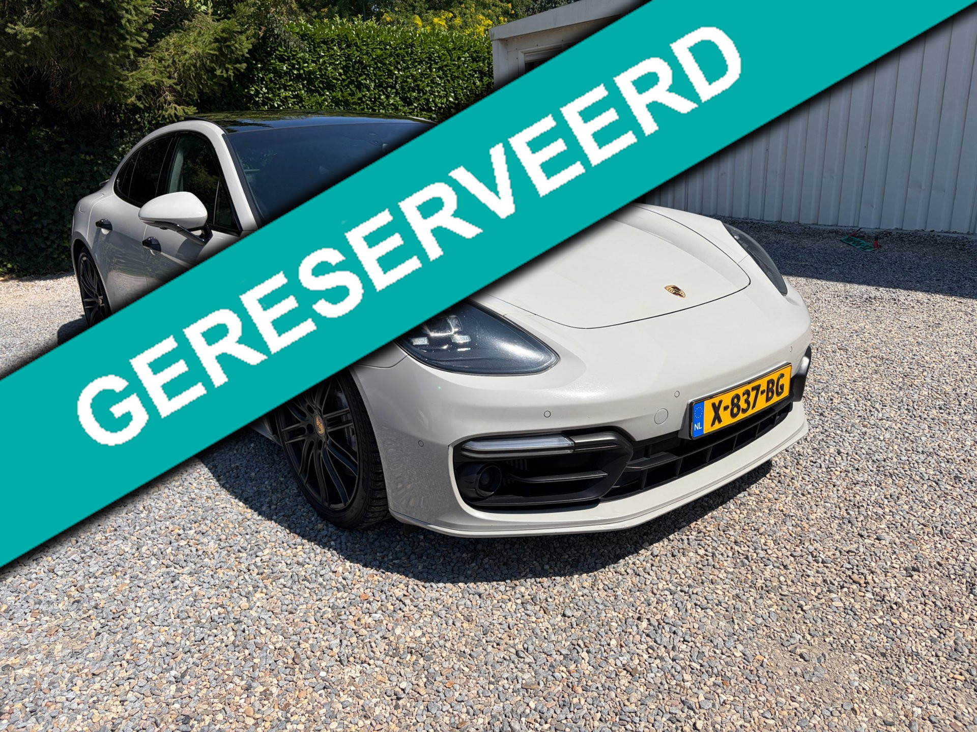 Foto van Porsche Panamera 4 E-hybrid