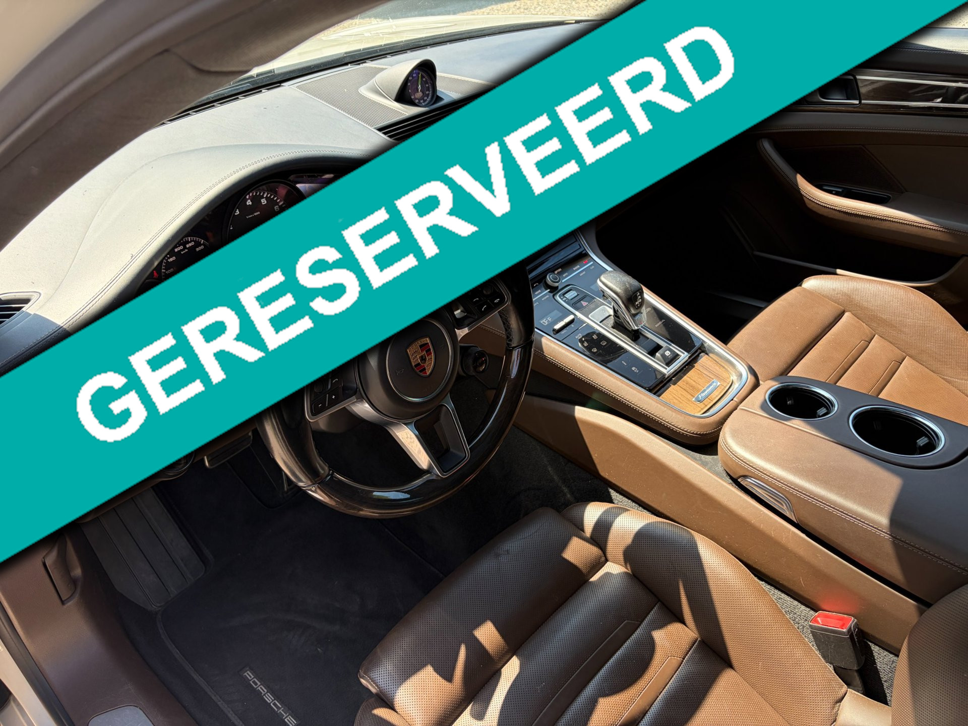Foto van Porsche Panamera 4 E-hybrid