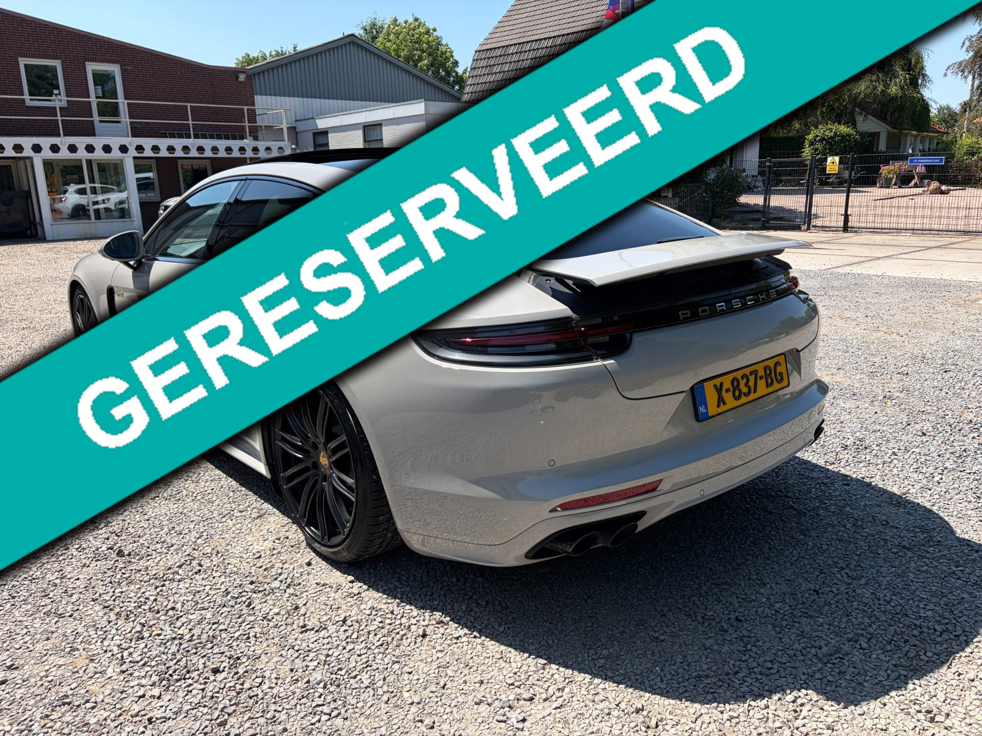 Foto van Porsche Panamera 4 E-hybrid