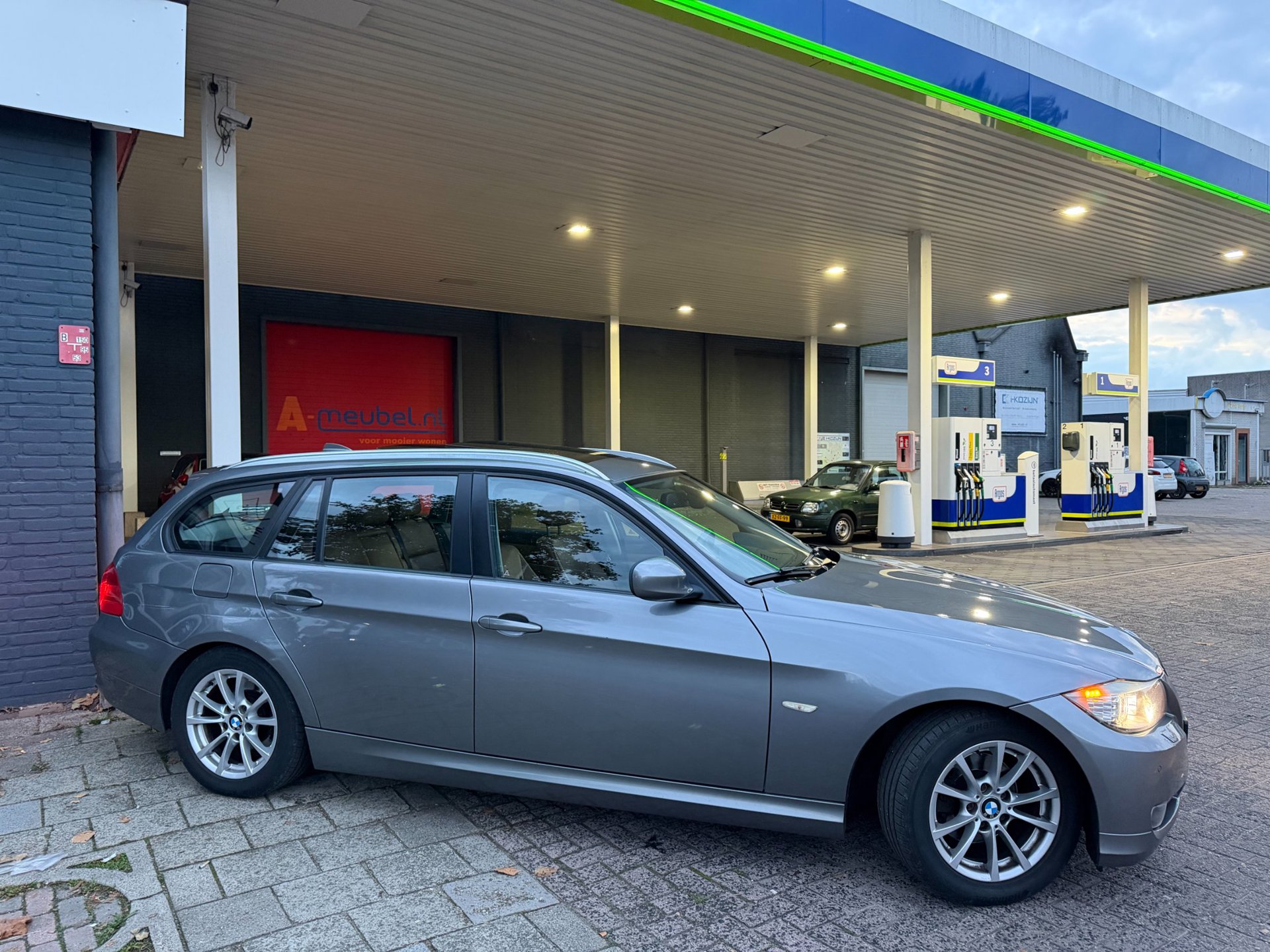 Foto van BMW 318i